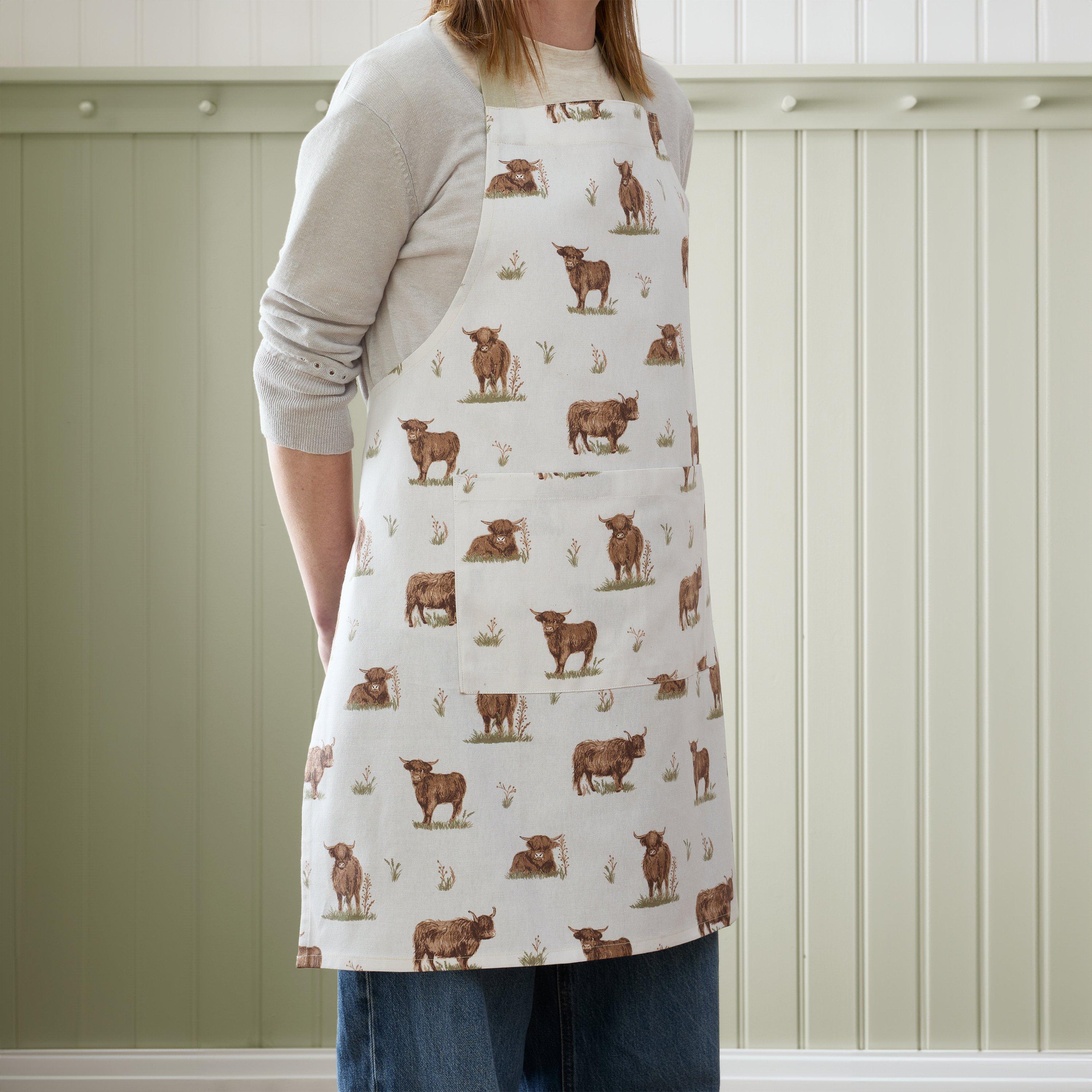 Natural - Catherine Lansfield - Angus Highland Cow Cotton Kitchen Adult Apron - 1