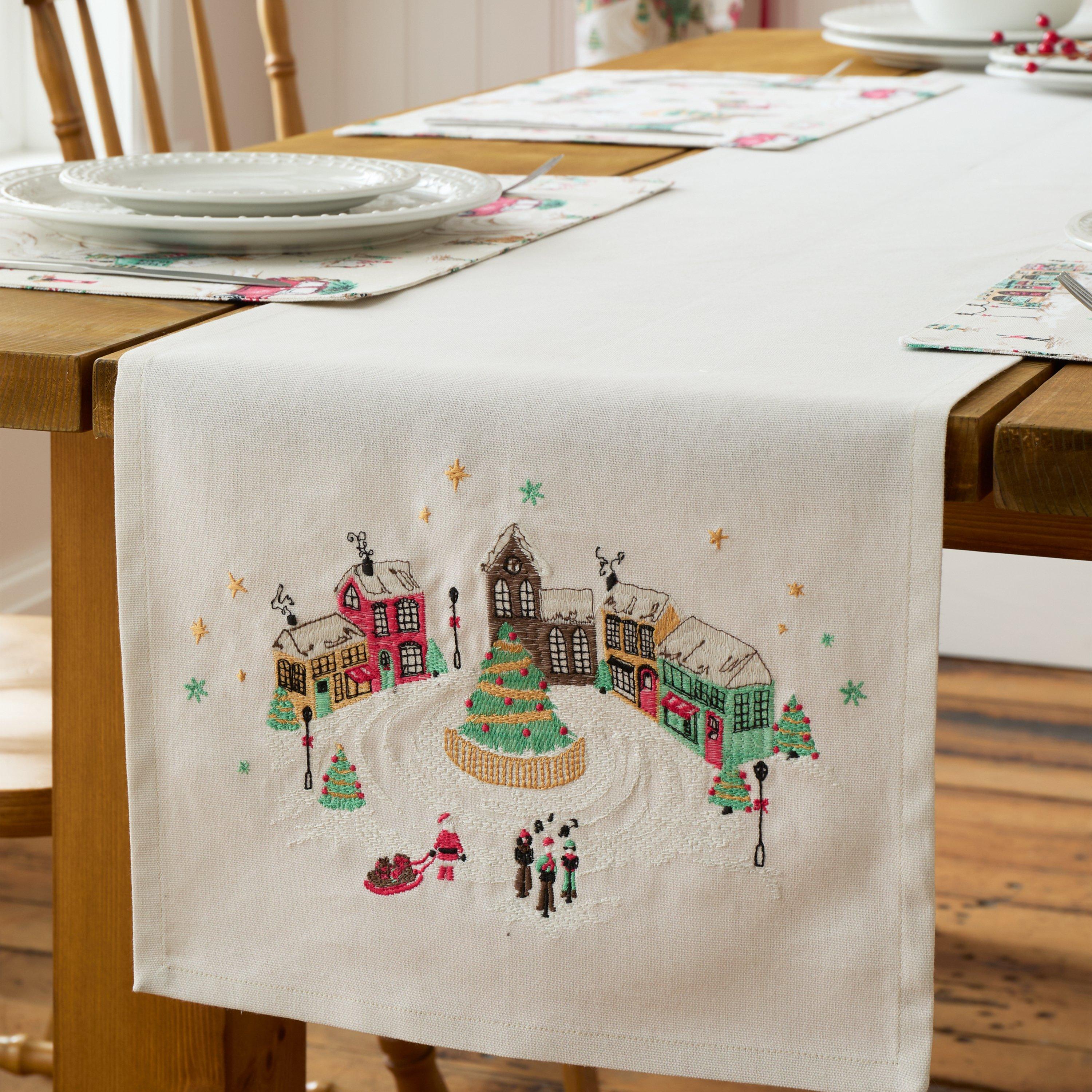 Natural - Catherine Lansfield - Christmas Town Cotton Dining Table Runner - 1