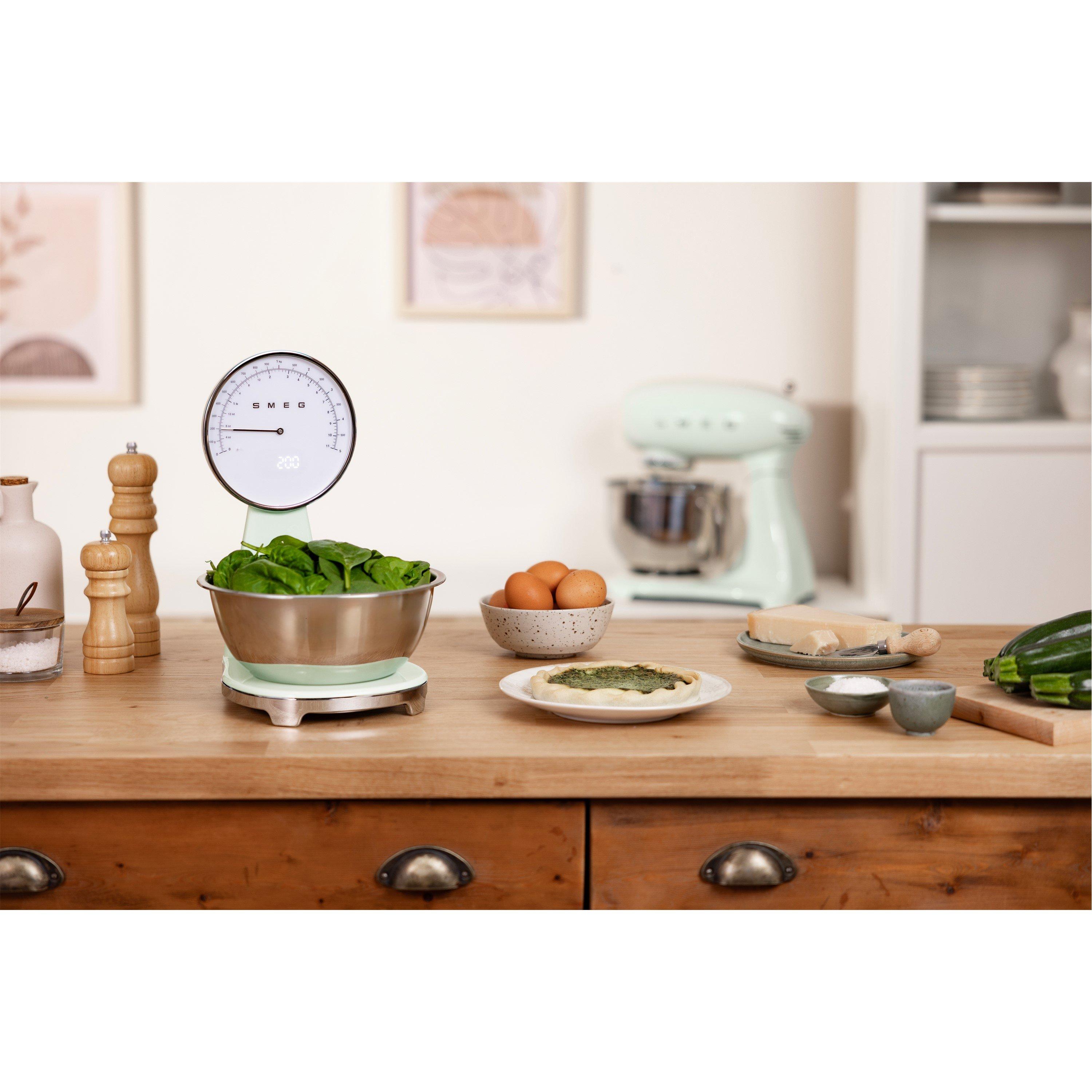 White - Smeg - Kitchen Scales in Pastel Green - 3