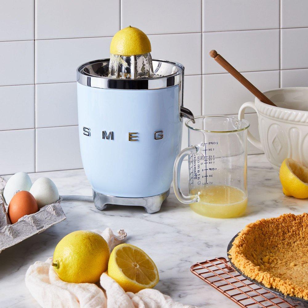 Pastel Blue - Smeg - 50s Style 70W Citrus Juicer - 5
