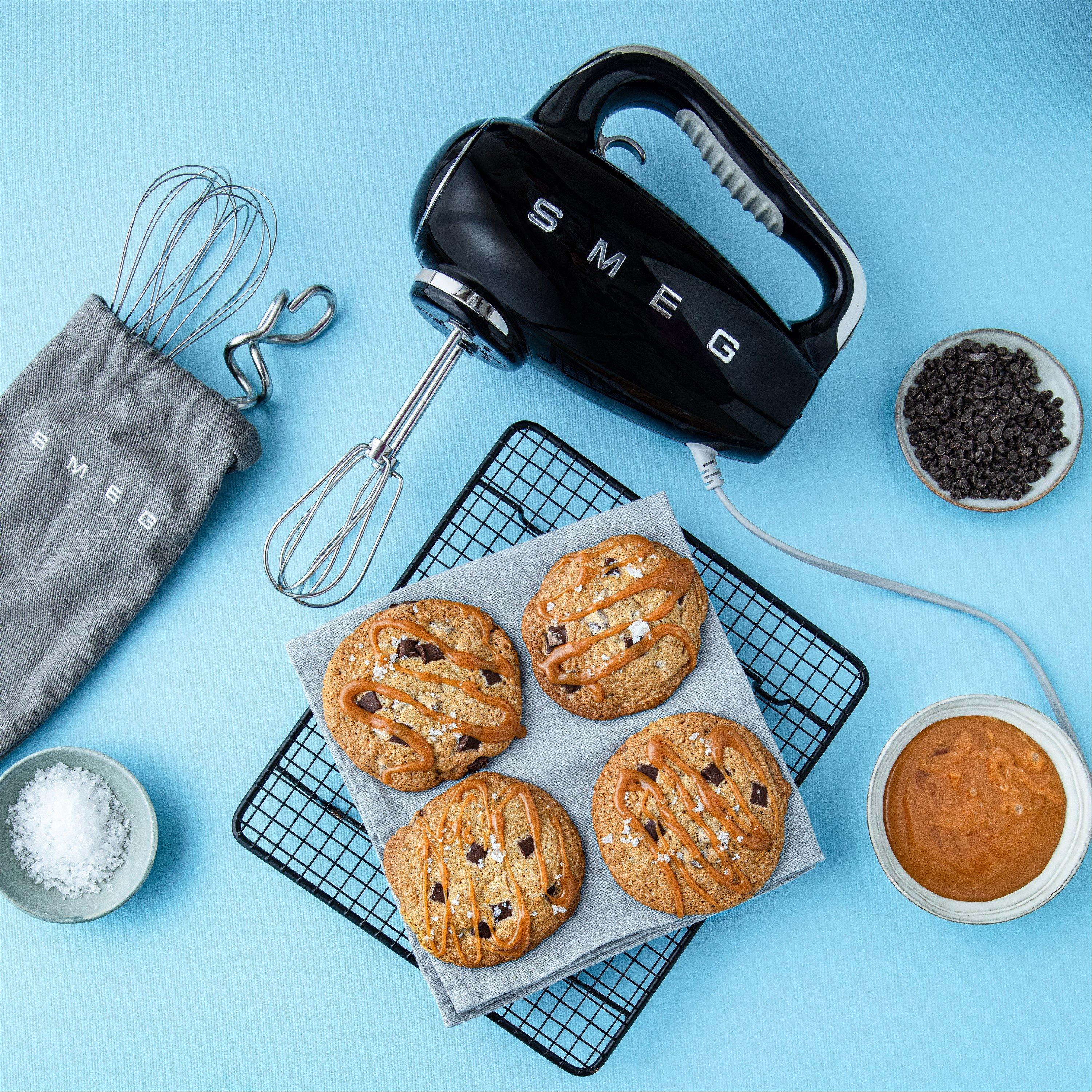 Black - Smeg - 50's Style Hand Mixer Black - 8