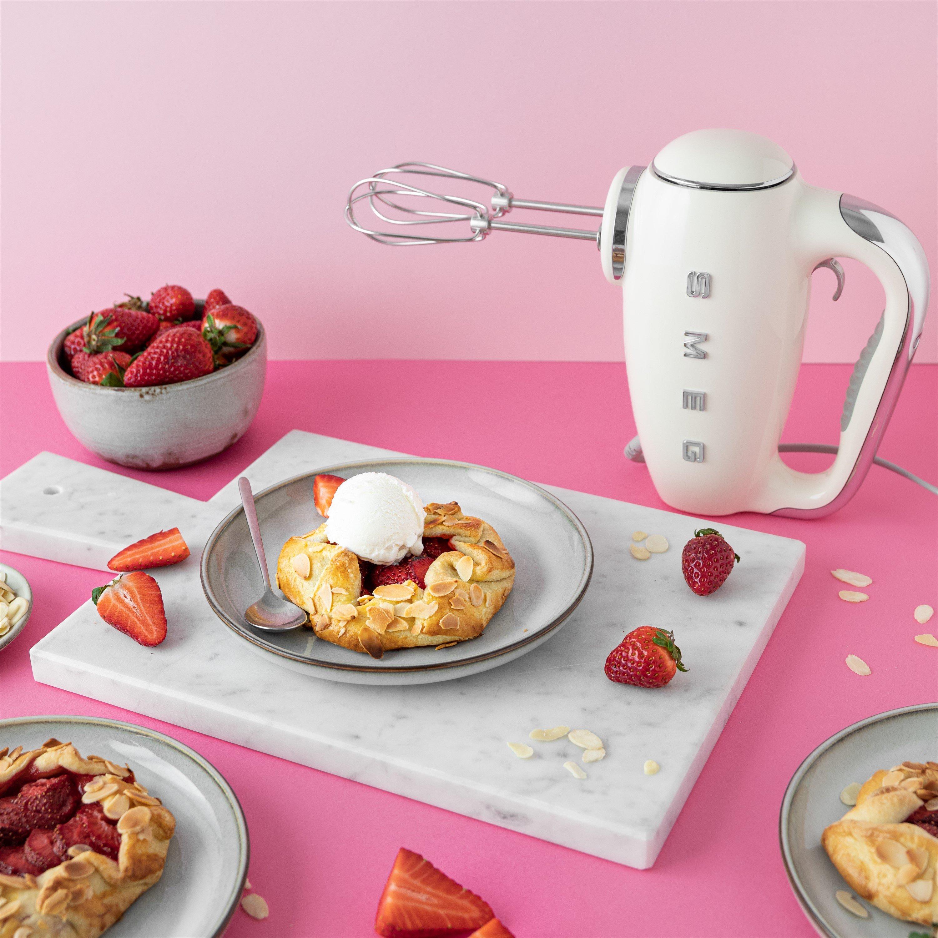 White - Smeg - 50s Style Hand Mixer White - 8