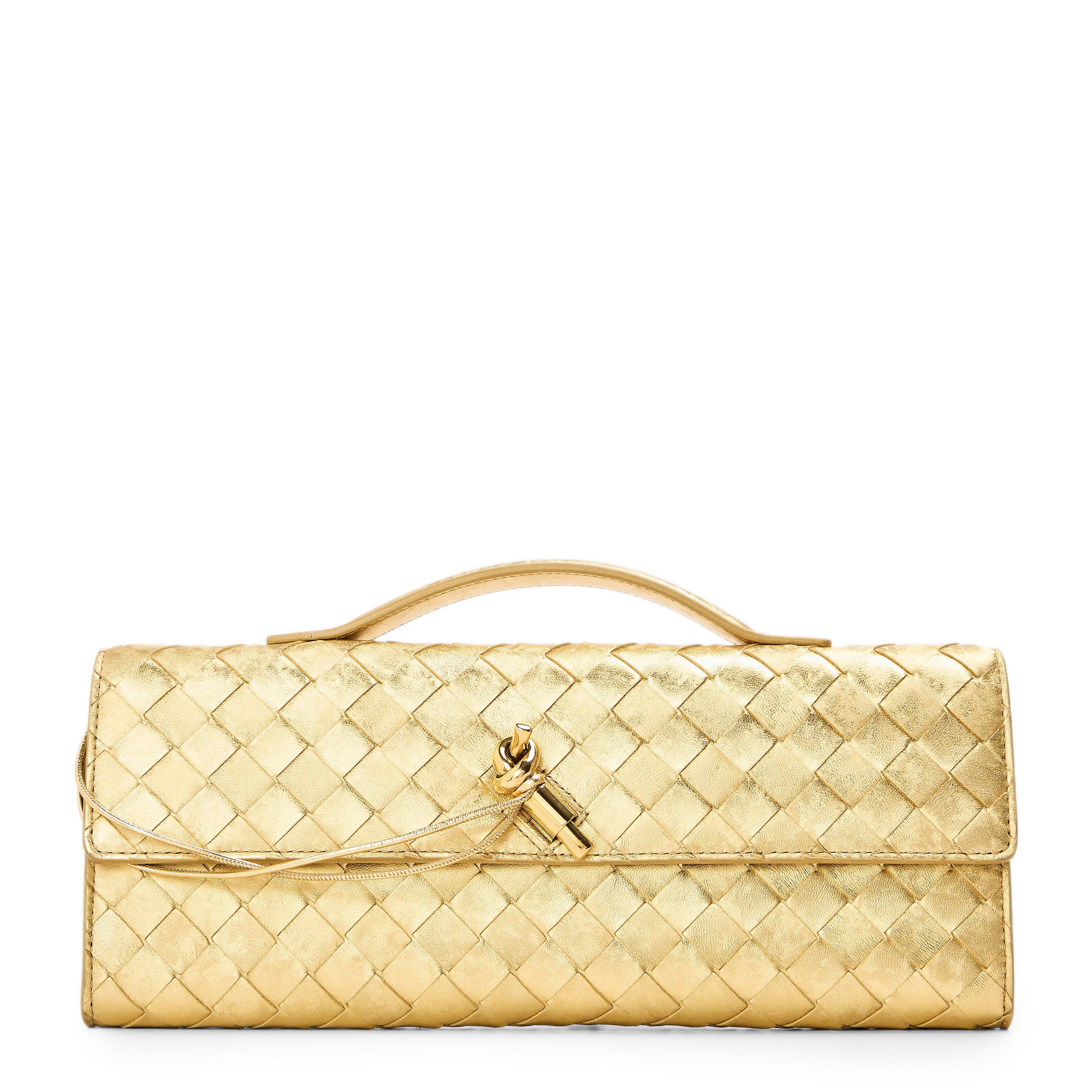 Bottega Veneta Womens Andiamo Clutch - Gold