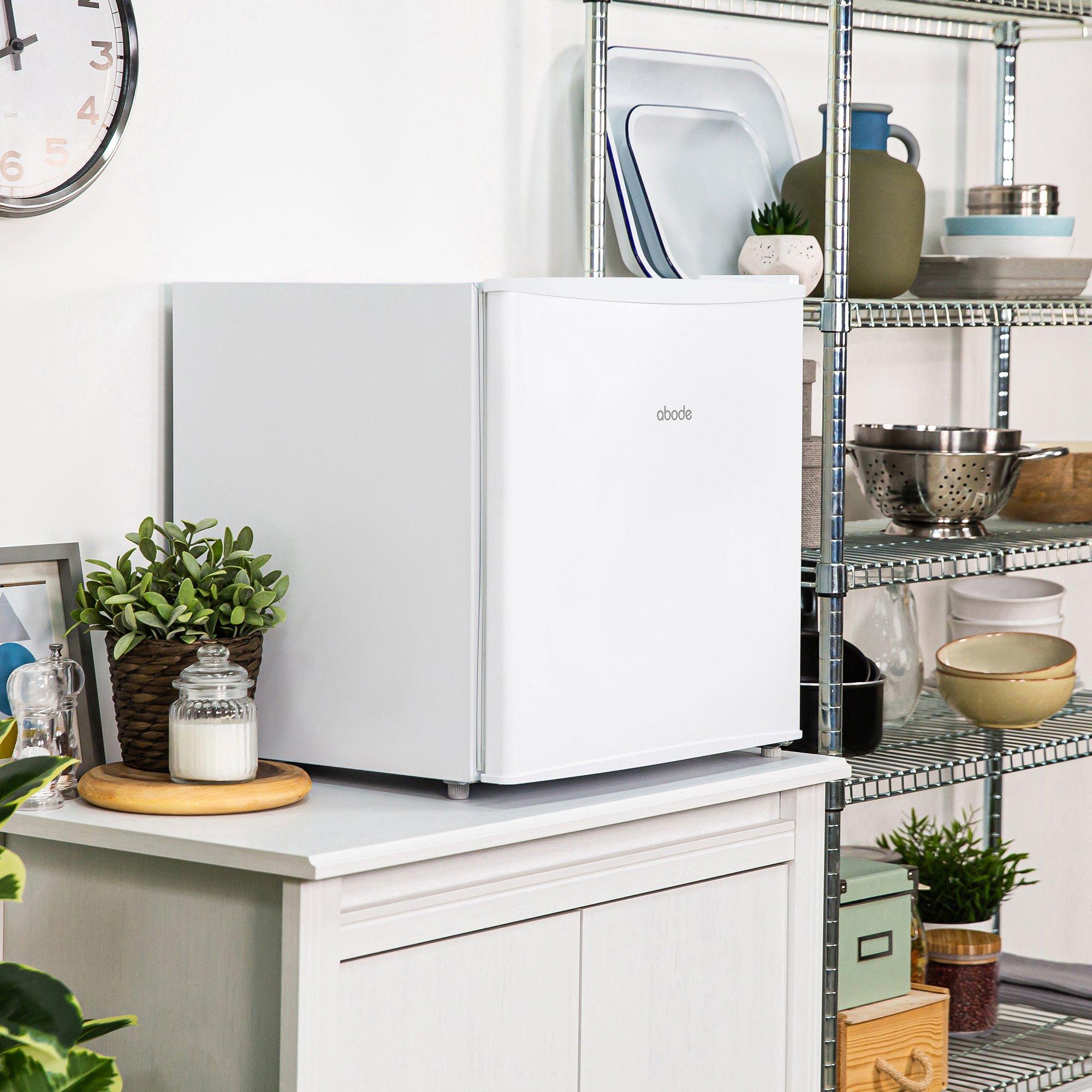 White - Abode - ATTFZ0E1W 31L Table Top Freezer - White - 4