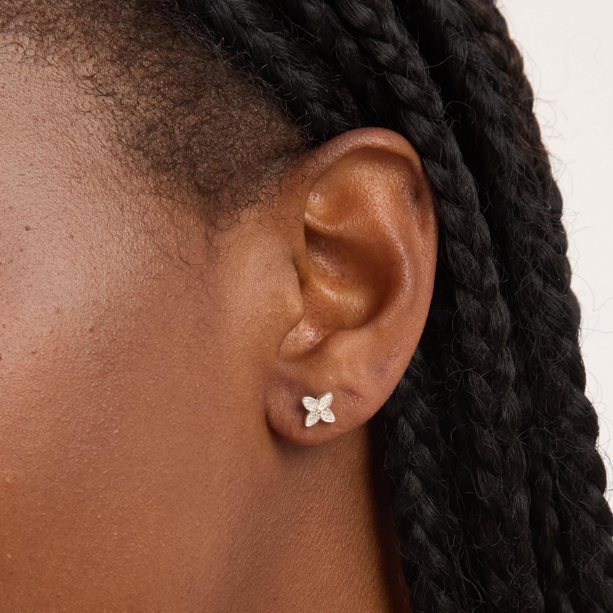 Silver - Simply Silver - Sterling Silver 925 Kiss Earrings - Gift Cracker - 3