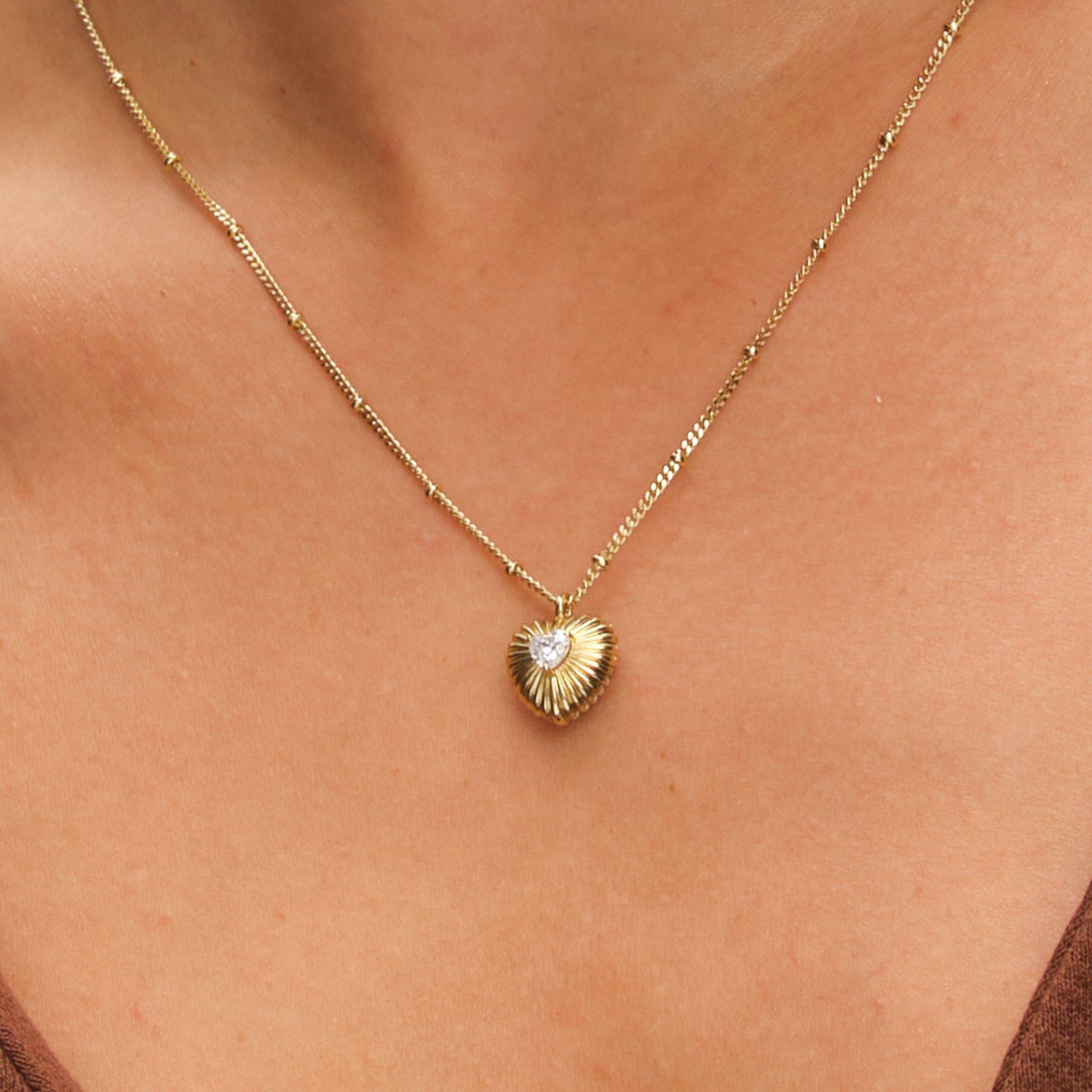 Gold - Inicio - Gold Plated and CZ Ridged Heart Set - Gift Box - 4