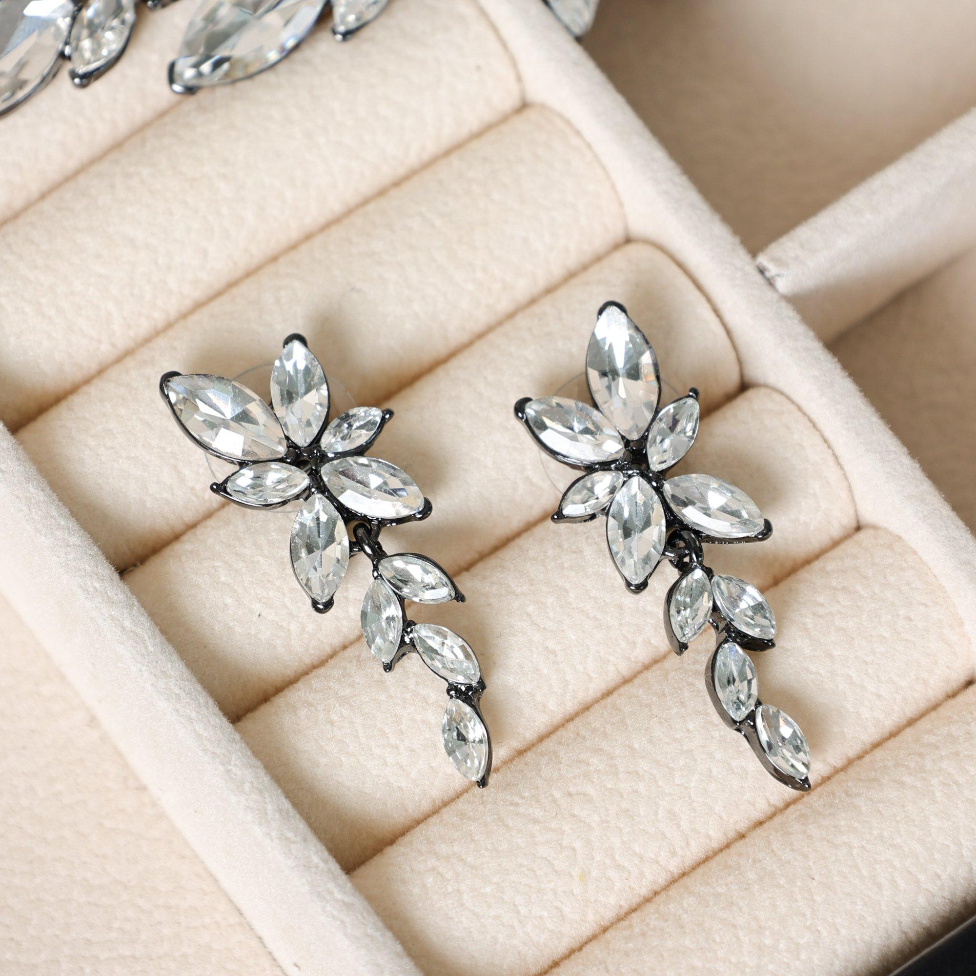 Black - Mood - Hematite Crystal Leaf Drop Earrings - 3