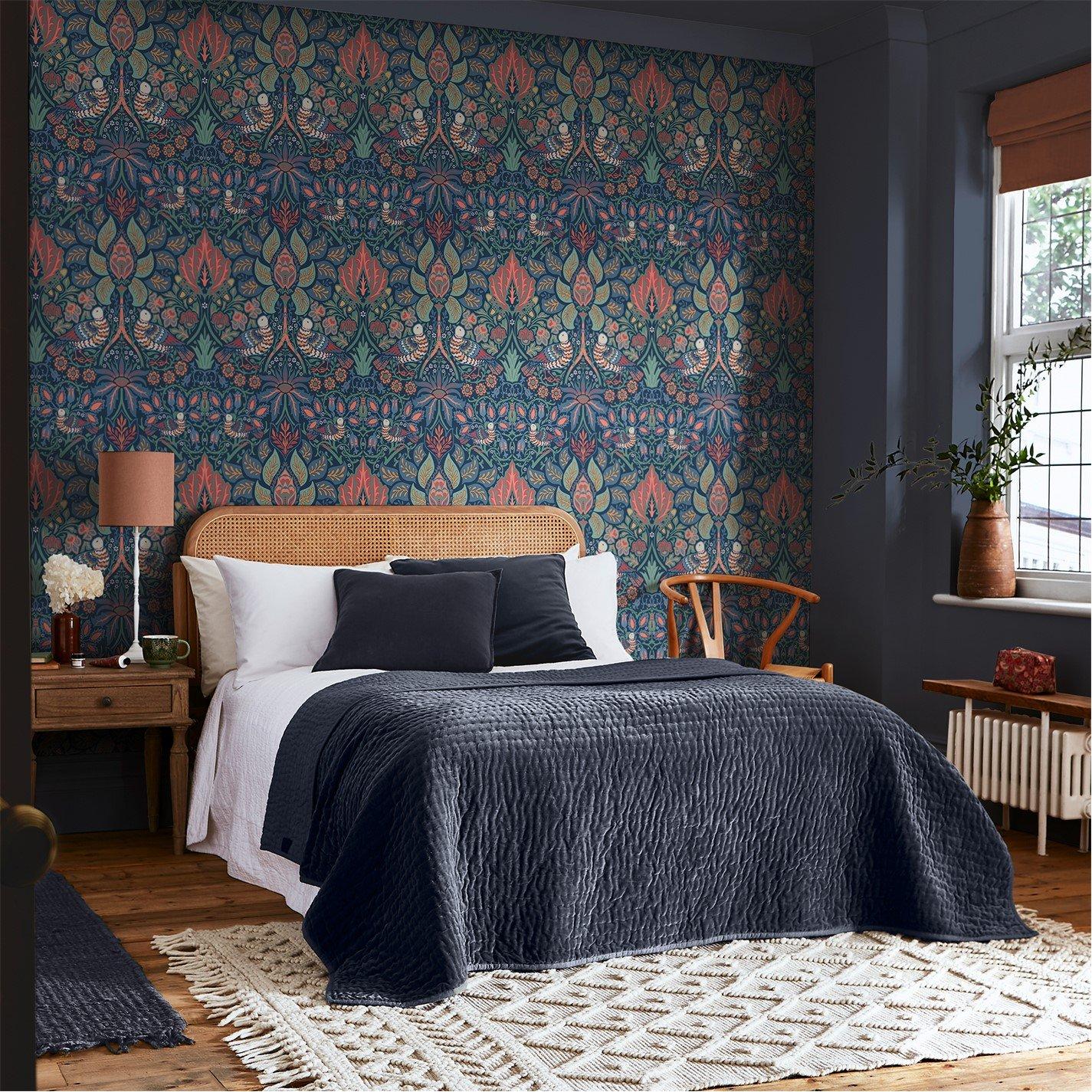 William Morris At Home  Dove & Rose Wallpaper Midsummer