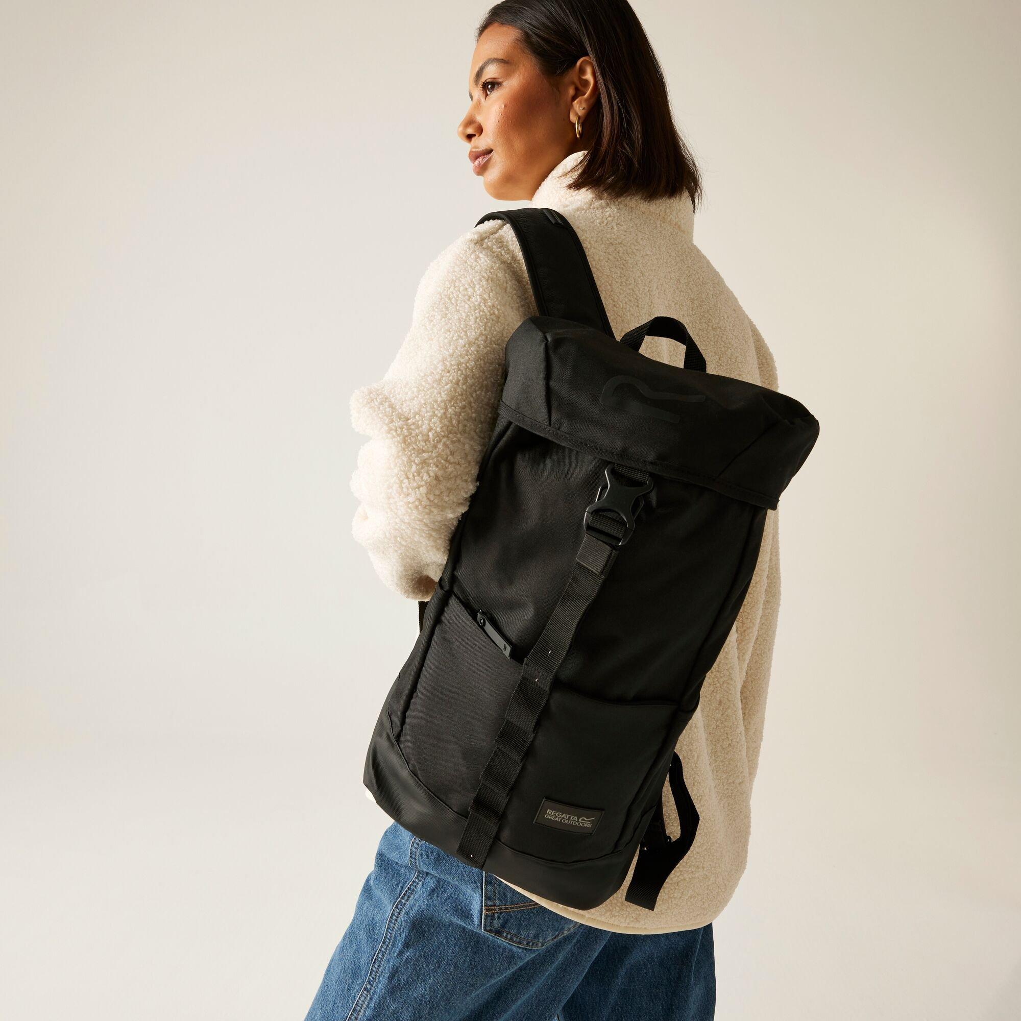 Black - Regatta - Shilton II 15L - 1