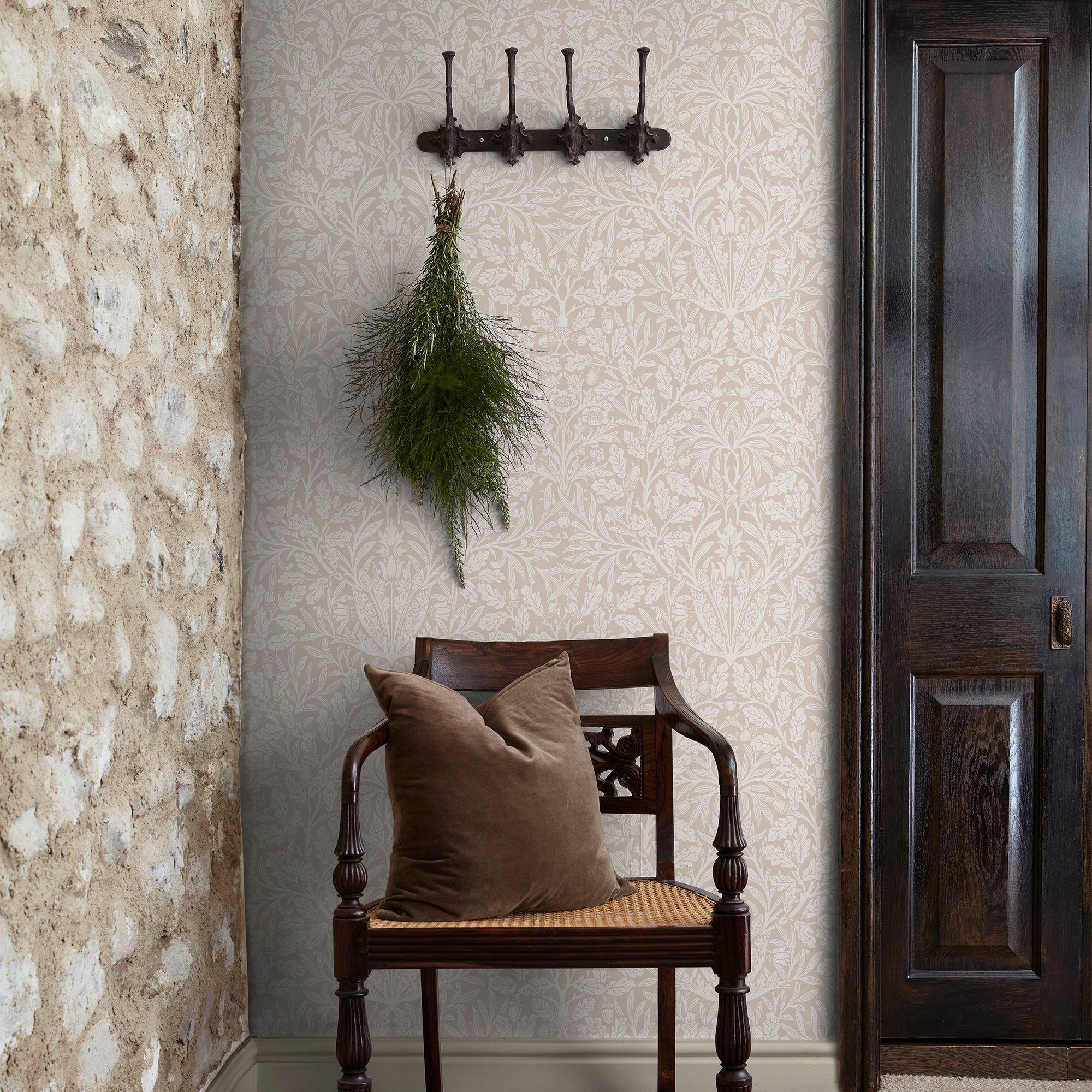 Hessian - William Morris at Home - Acorn Hessian Wallpaper - 1