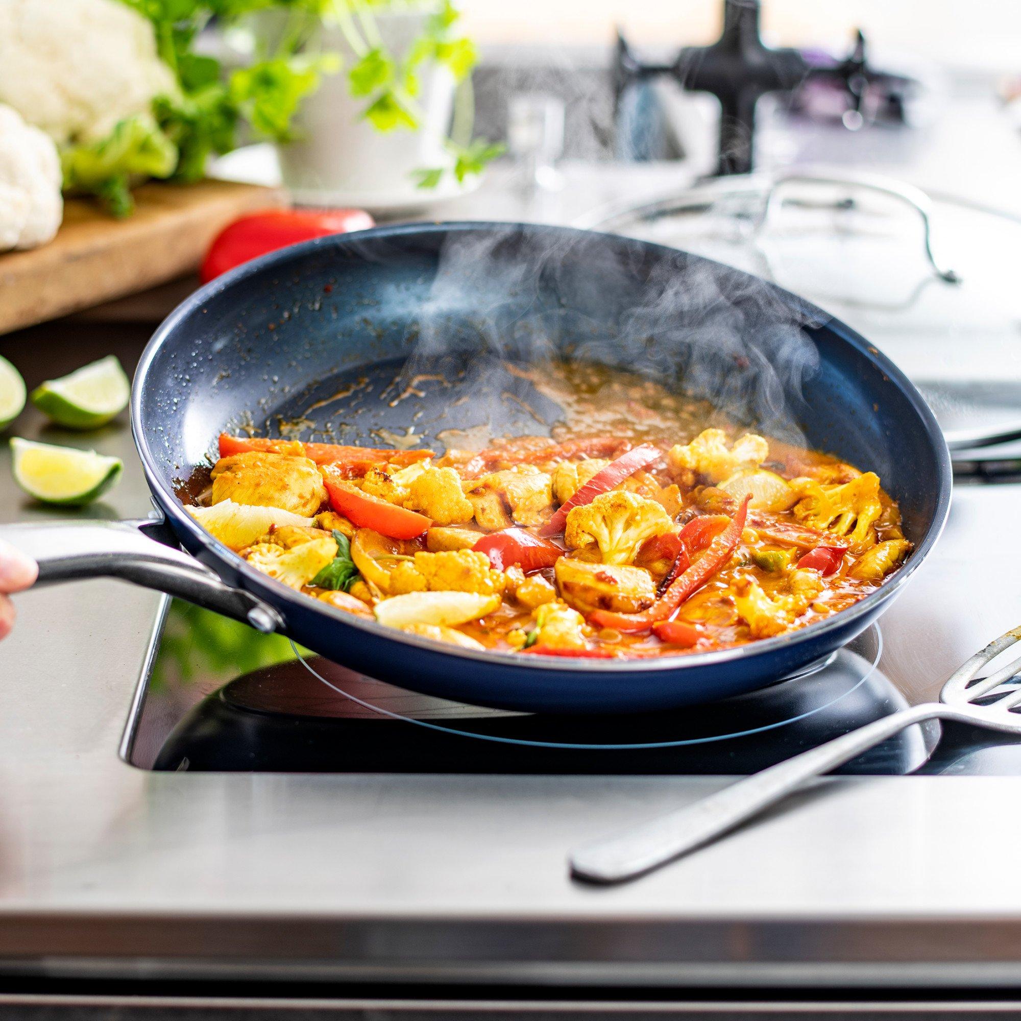 Blue Diamond | Frying Pan | Frying Pans | FRASERS