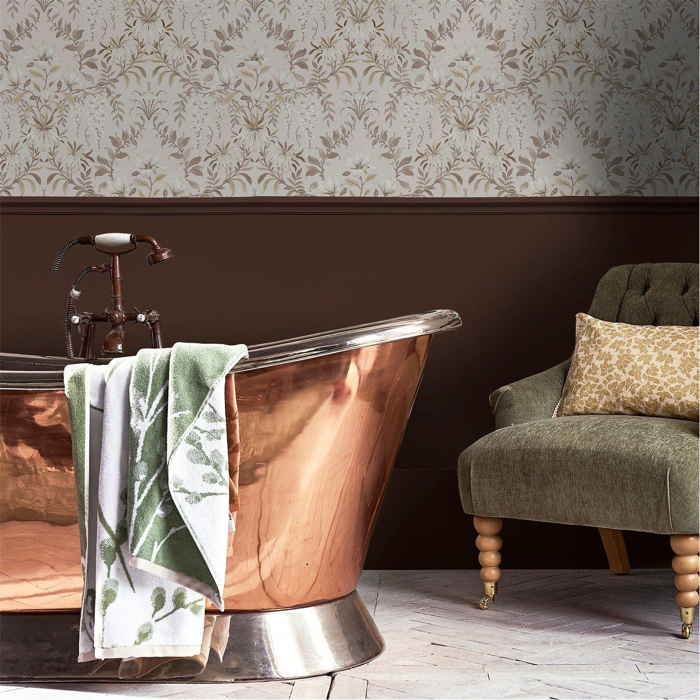 Chestnut - Laura Ashley - Laura Ashley Chestnut Paint Kitchen & Bathroom - 3