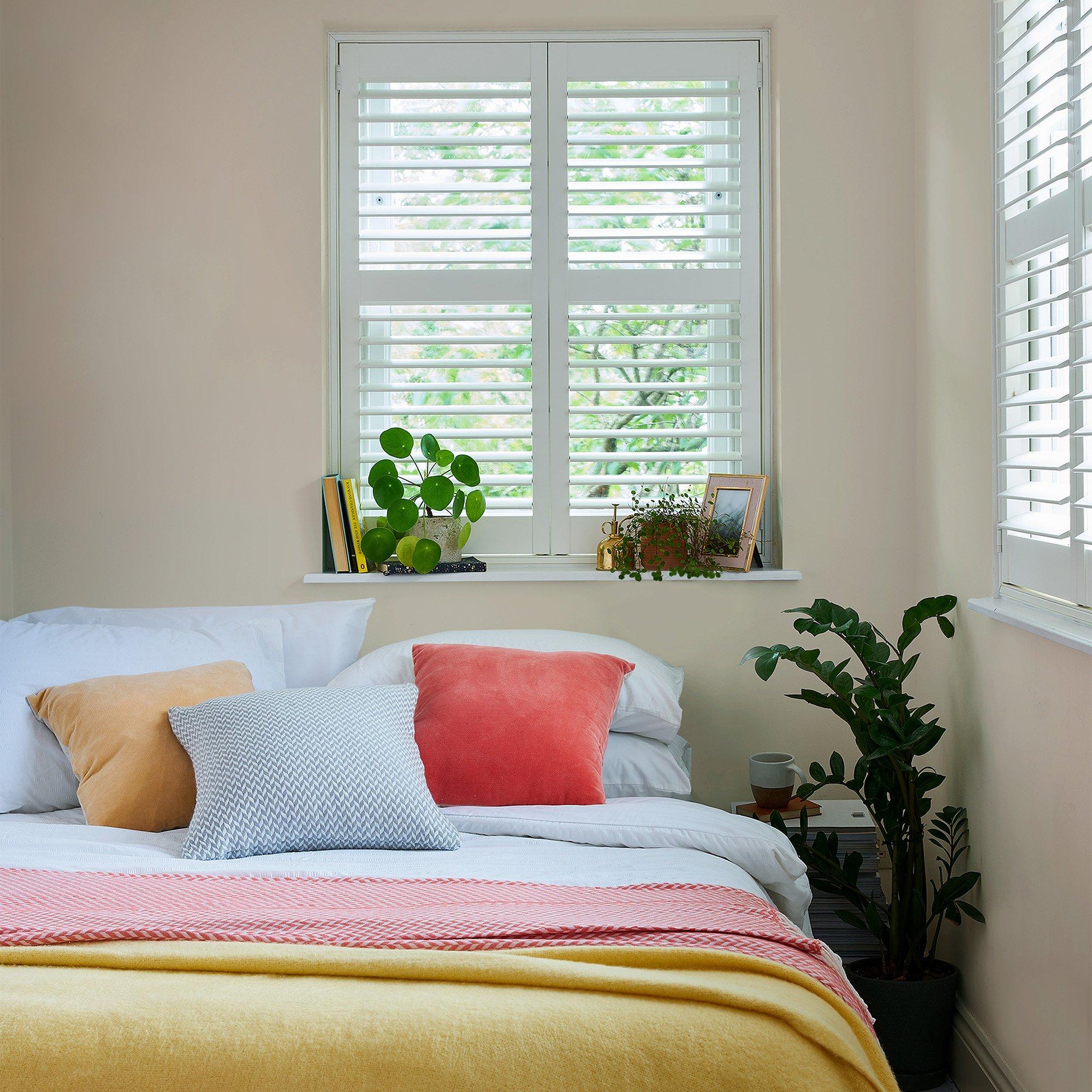 Pale Twine - Laura Ashley - Laura Ashley Matt Emulsion Paint - Pale Twine - 2