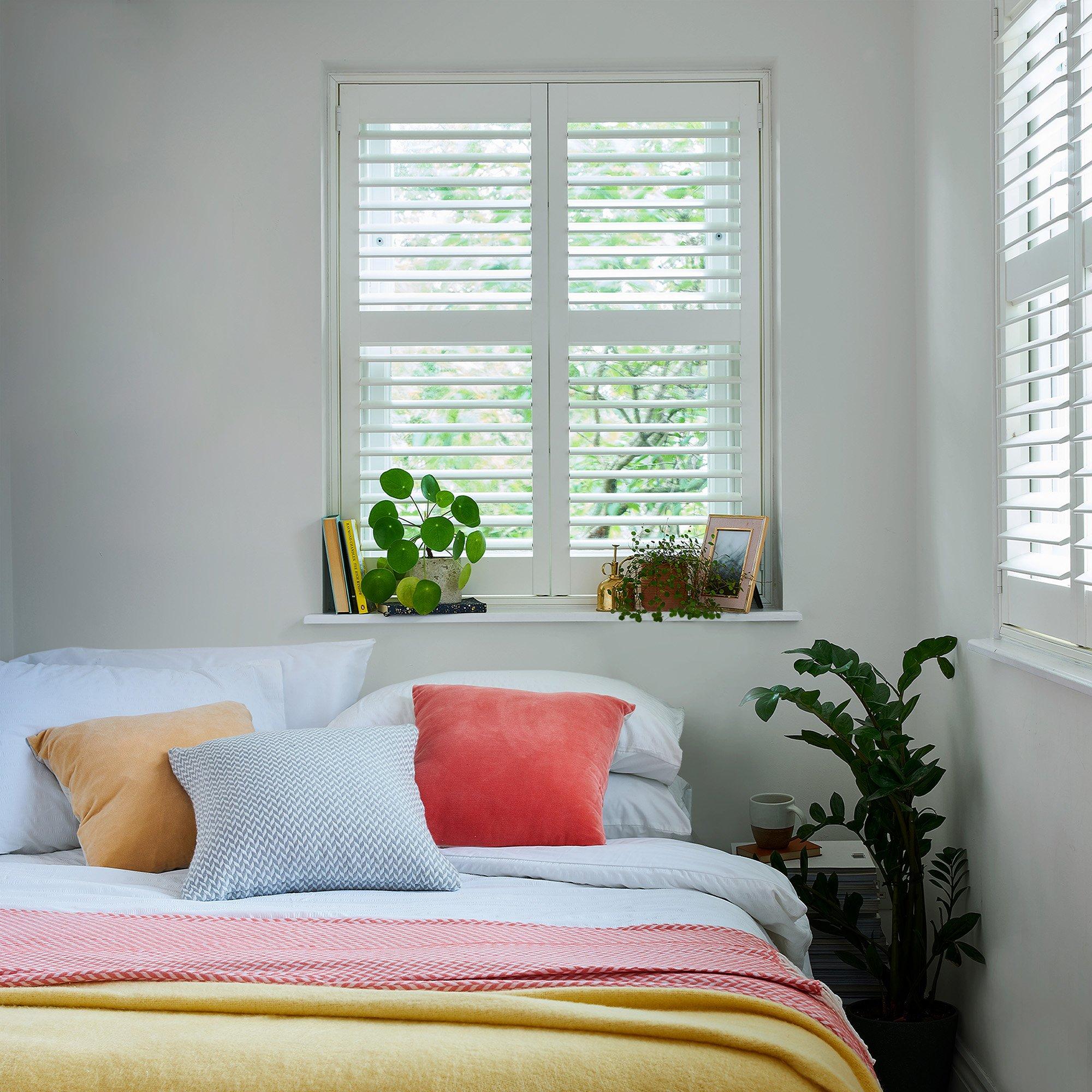 Soft Silver - Laura Ashley - Laura Ashley Matt Emulsion Paint  - Soft Silver - 2