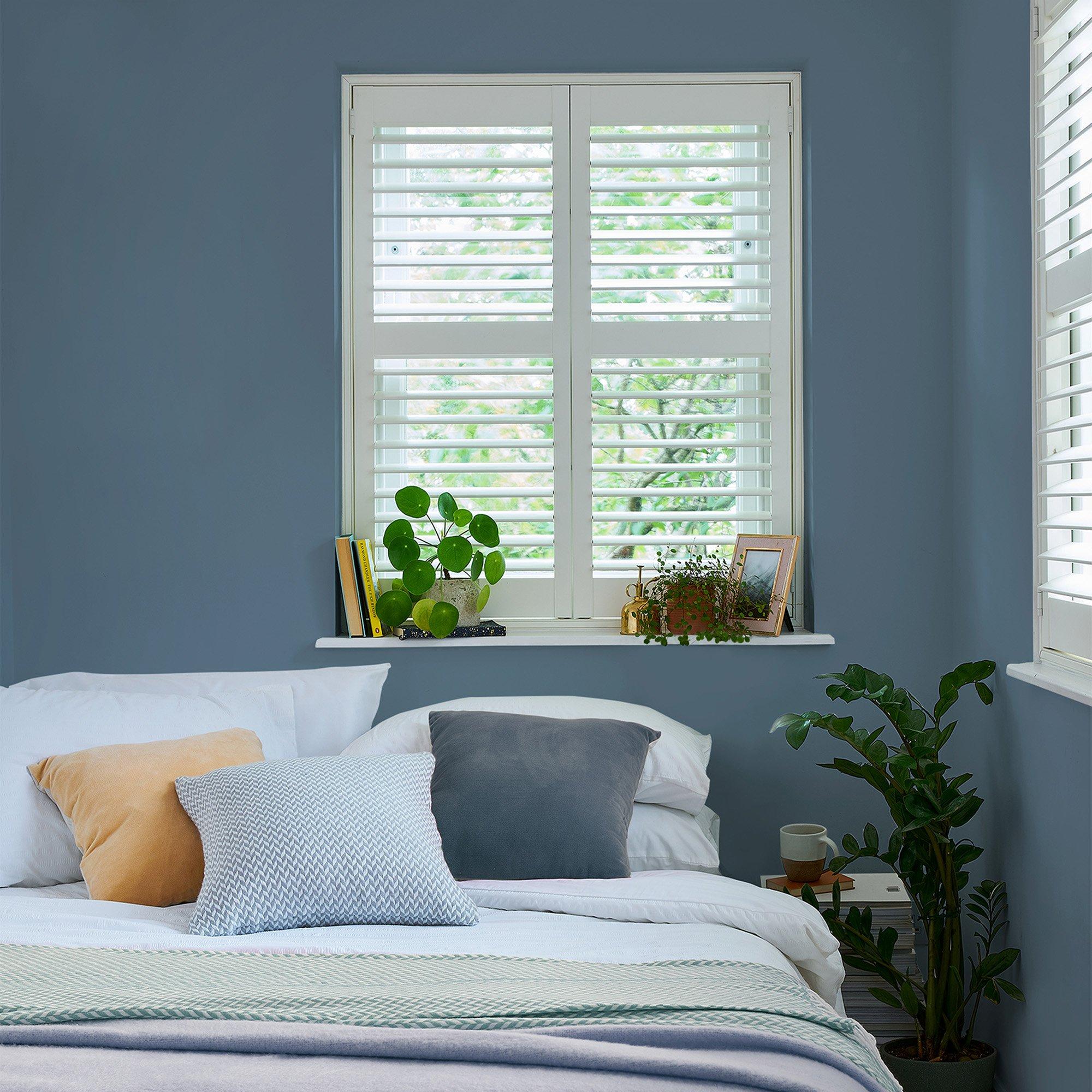 Dark Seaspray - Laura Ashley - Laura Ashley Matt Emulsion Paint  - Dark Seaspray - 2