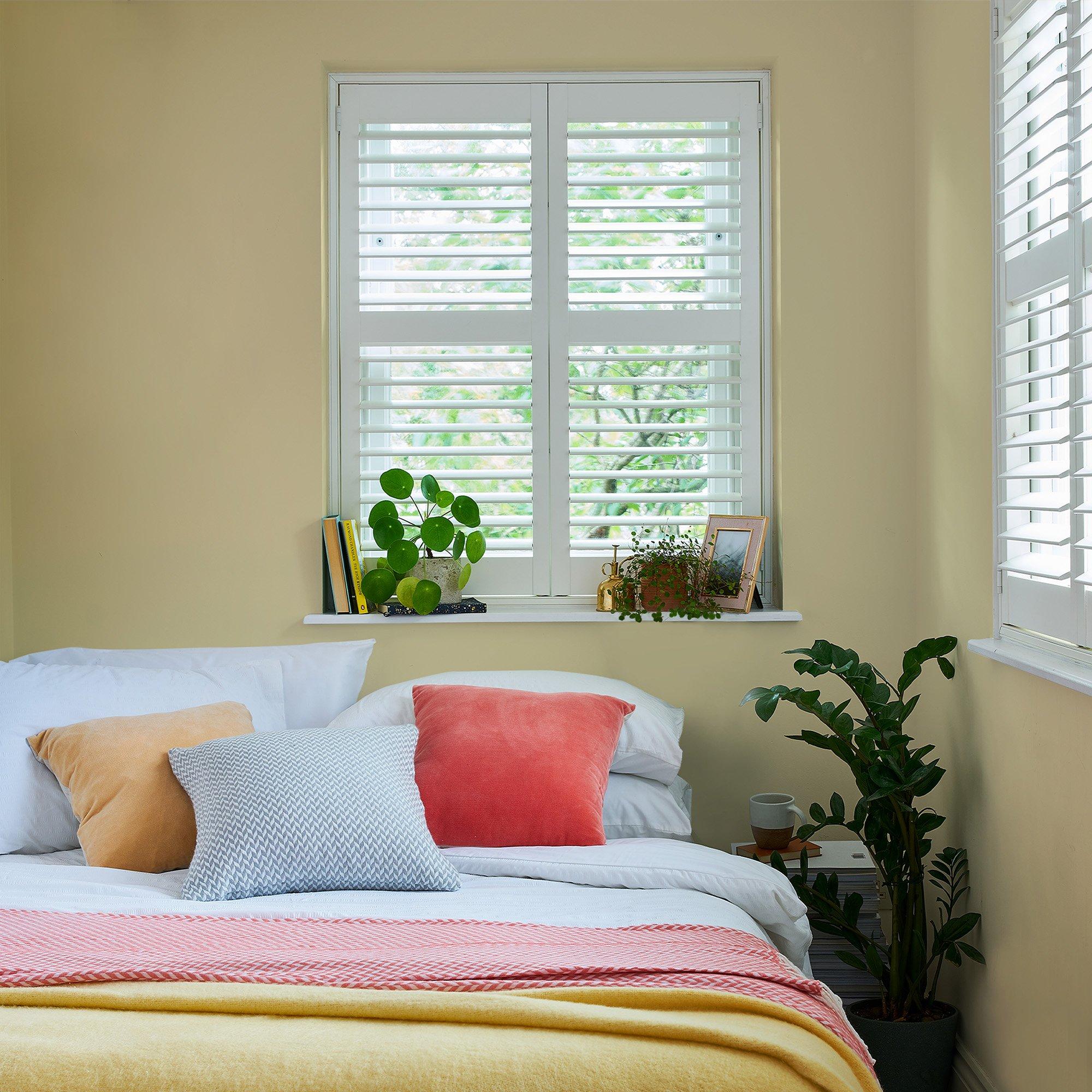 Sunshine - Laura Ashley - Laura Ashley Matt Emulsion Paint - Sunshine - 2