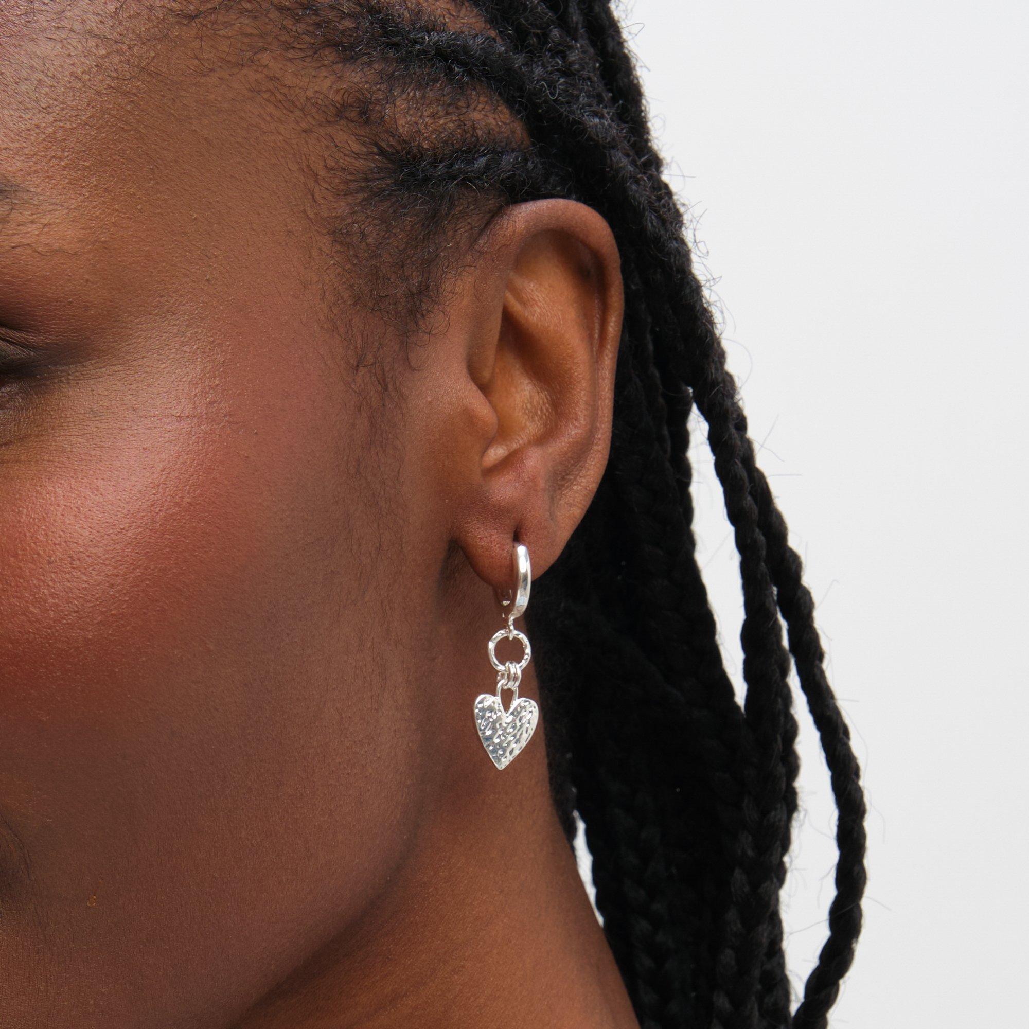 Silver - Inicio - Sterling Silver Plated Hammered Heart Link Hoops - 2