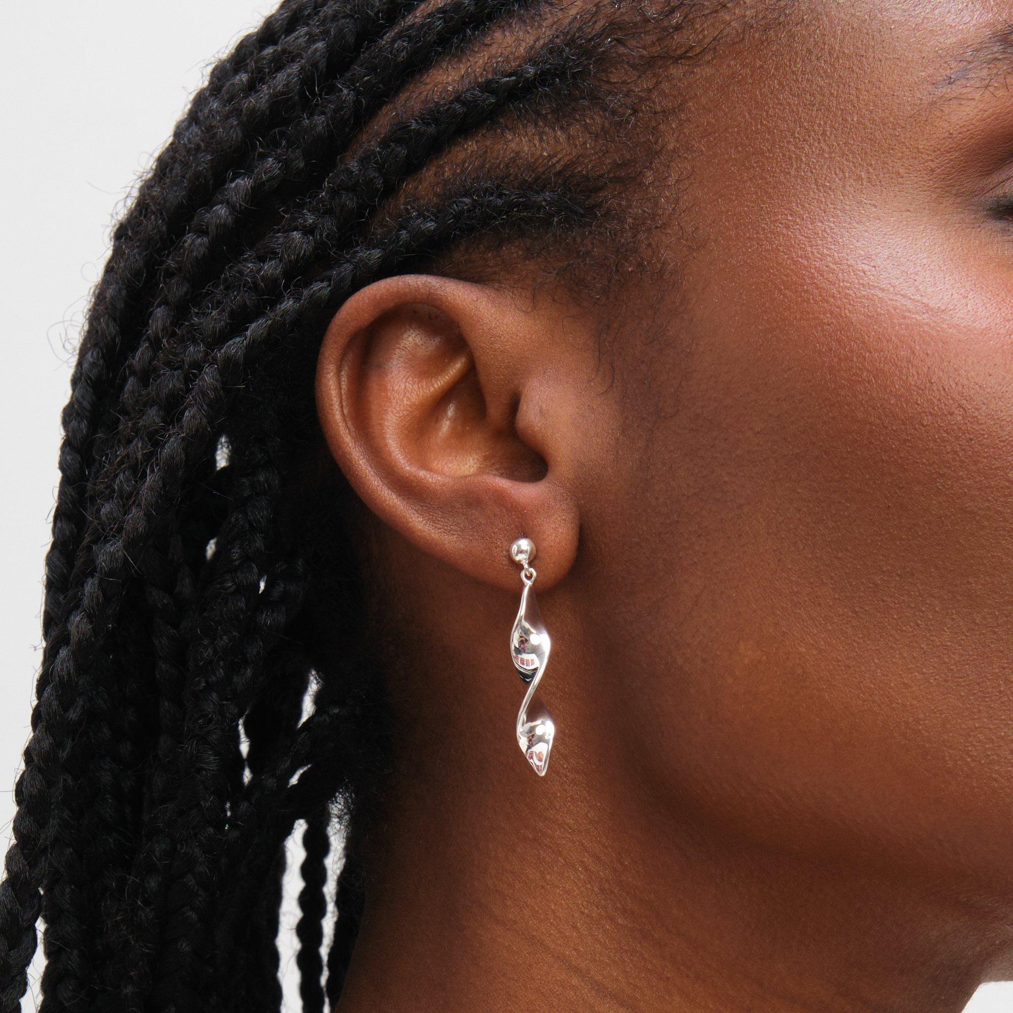 Silver - Inicio - Sterling Silver Plated Twist Drop Earrings - 2