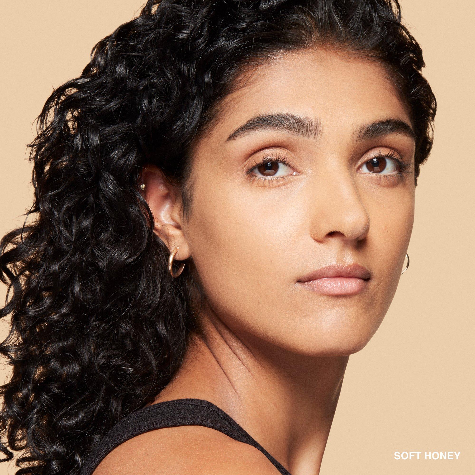 Soft Honey - Bobbi Brown - Sheer Finish Powder - 6