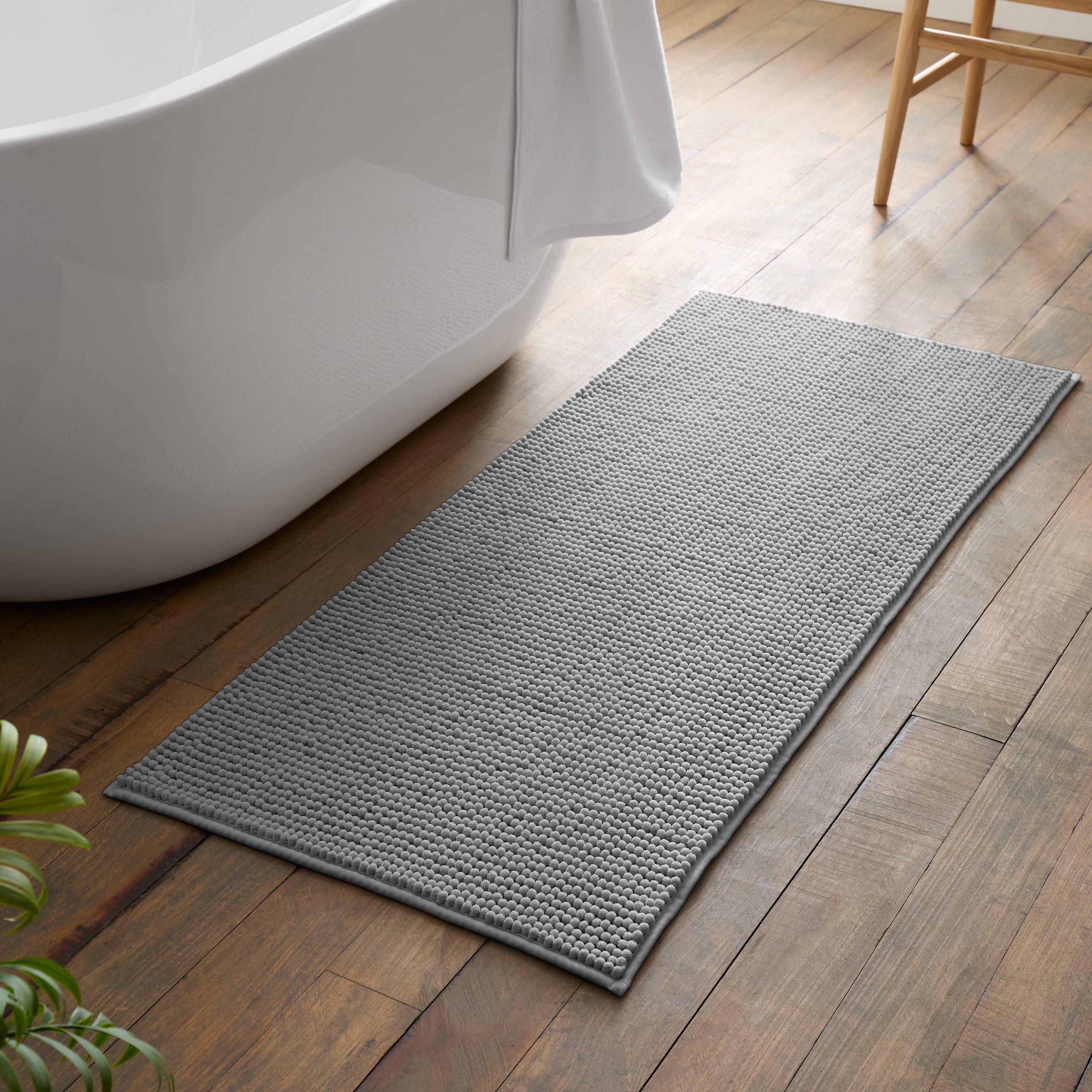 Catherine Lansfield  Bobble Bath Mat - Silver - 50x120cm