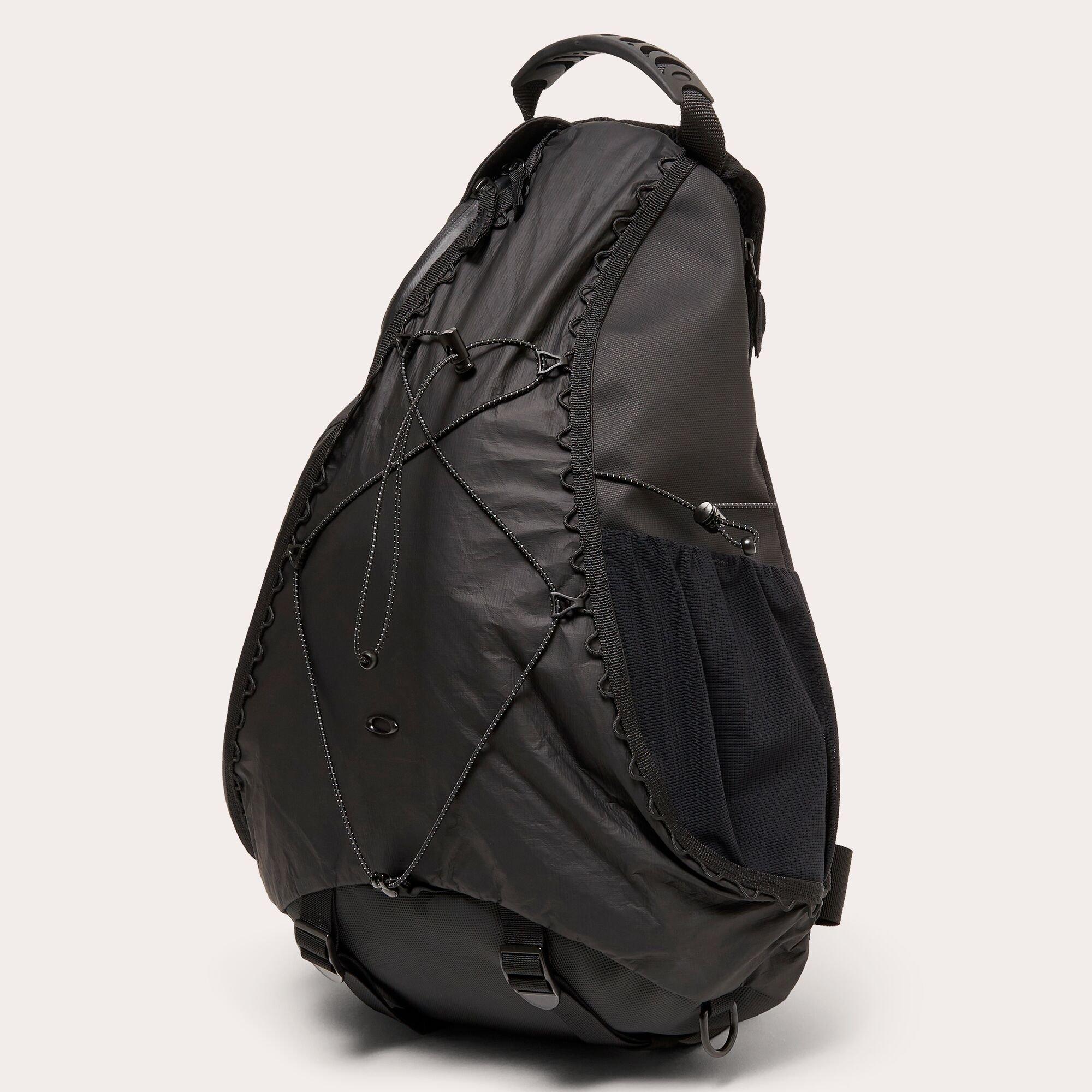 Black 02E - Oakley - Oakley Latitute SlingB 63 - 4