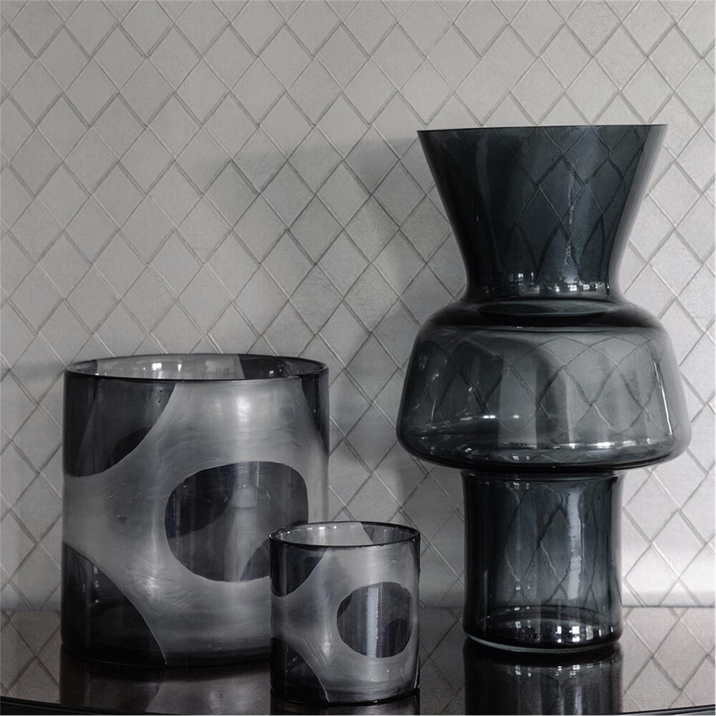 Black - Luxe - Black Spot Hurricane - 2