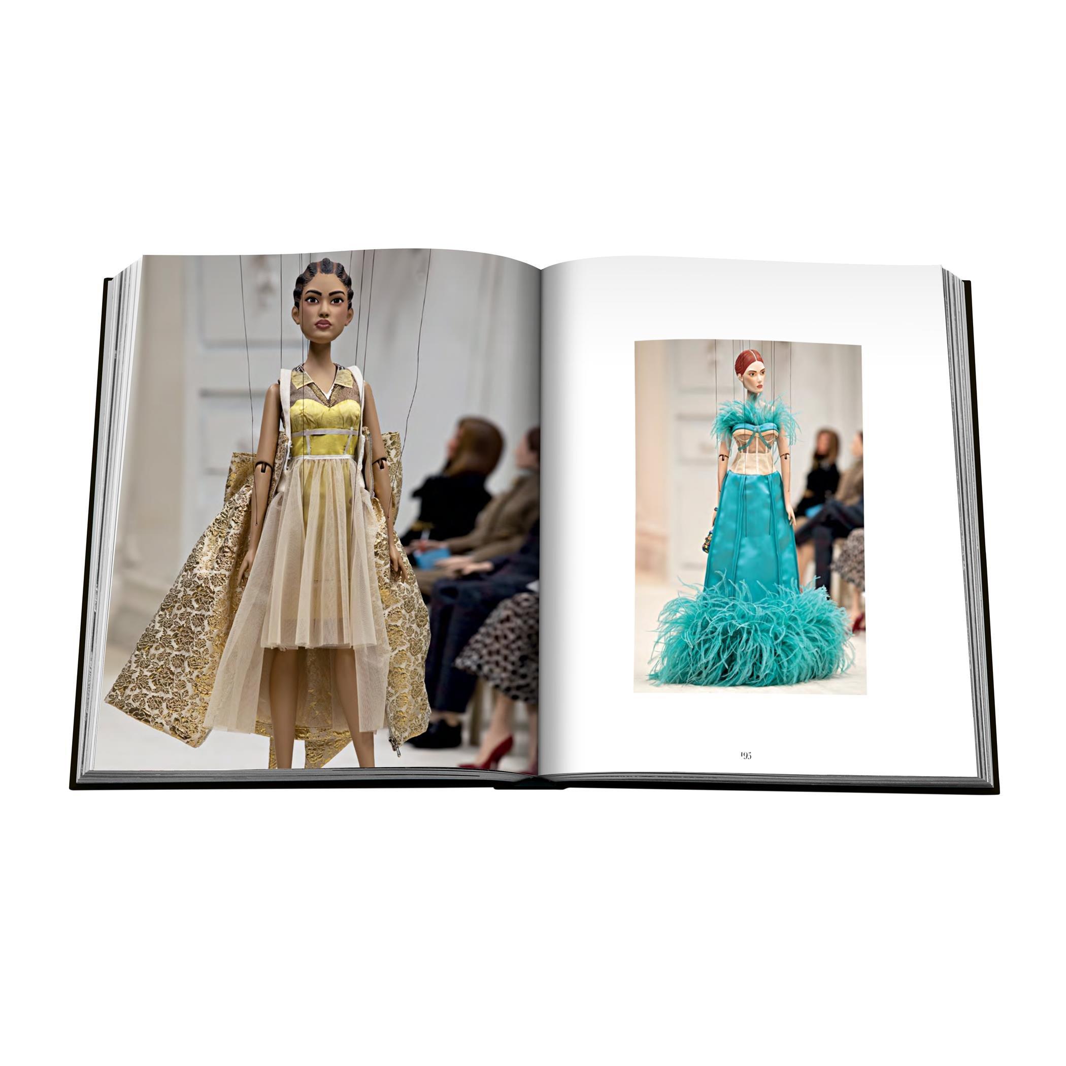 Black/ Gold - Assouline - Moschino Book - 5