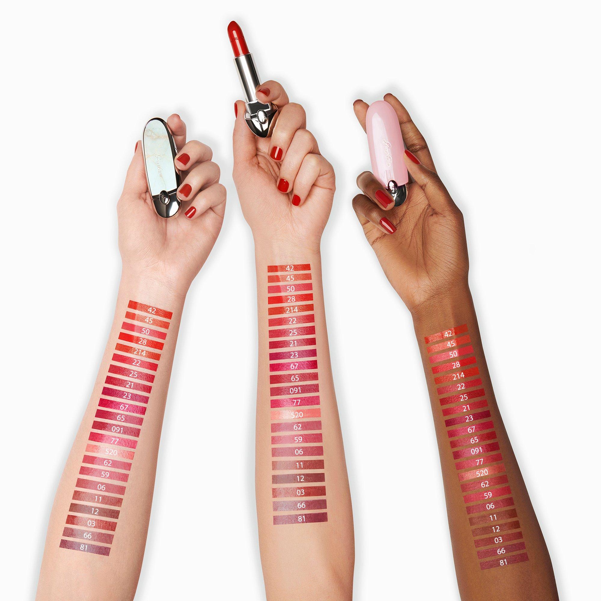  N°11 - Guerlain - Rouge G Luxurious Velvet 16H wear high-pigmentation velvet matte lipstick - 4