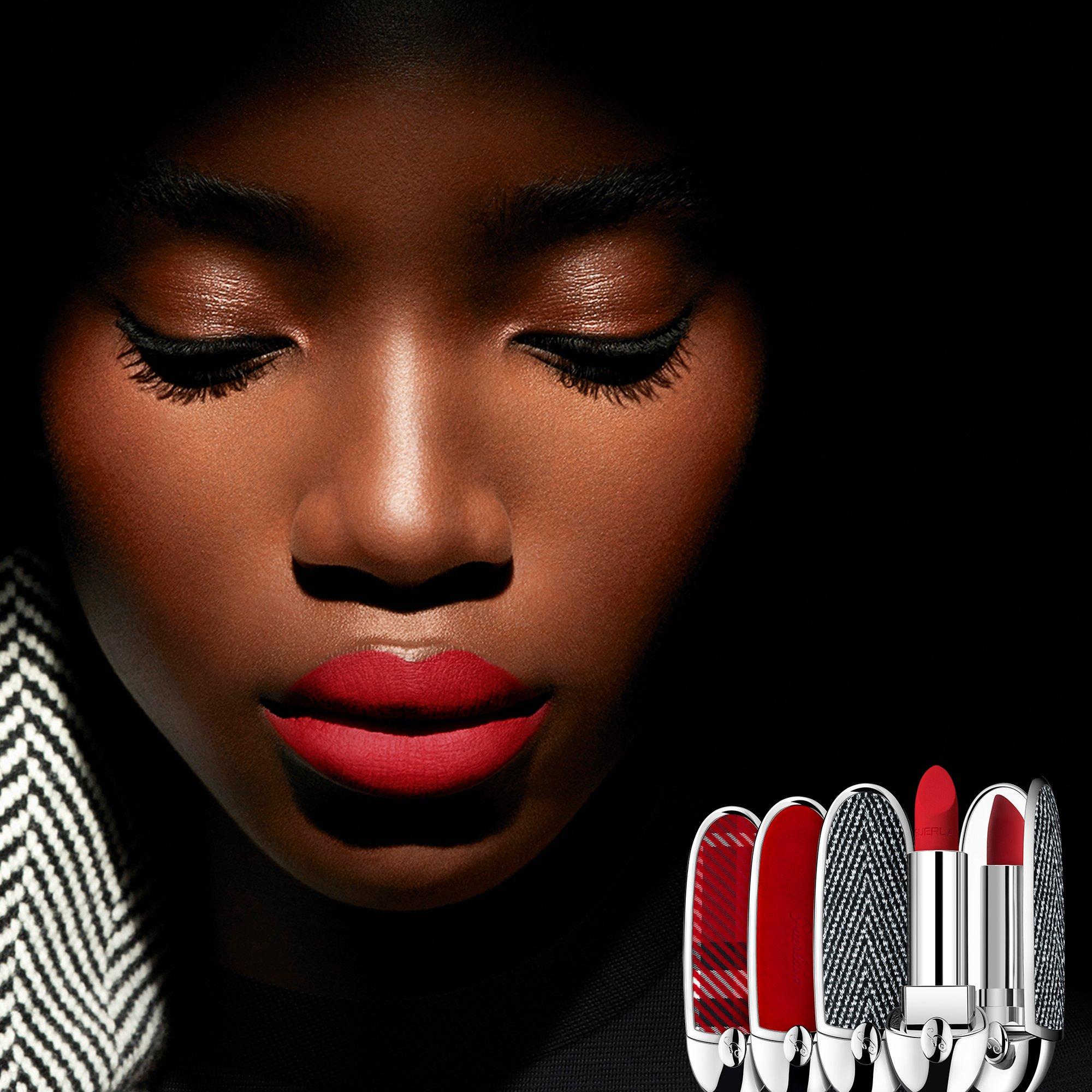 910 - Guerlain - Rouge G Luxurious Velvet 16H wear high-pigmentation velvet matte lipstick - 3