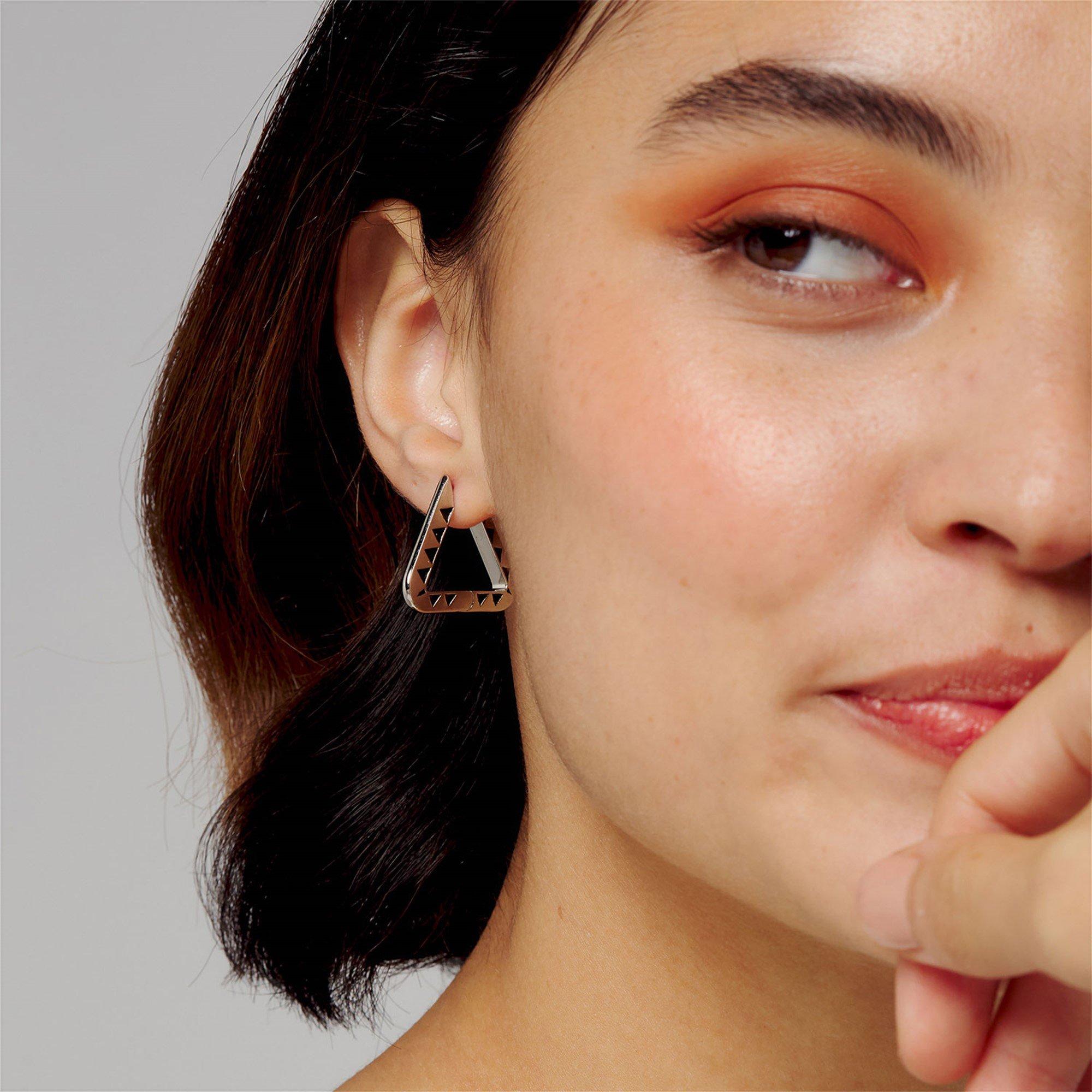 Sølv/Sort - All We Are - Women's Kimsak Hoop Earrings - 2