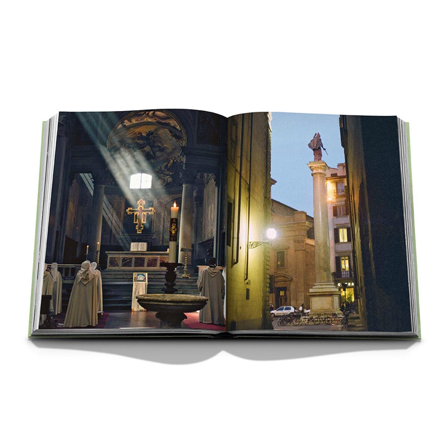 Green - Assouline - Tuscany Marvel Book - 12