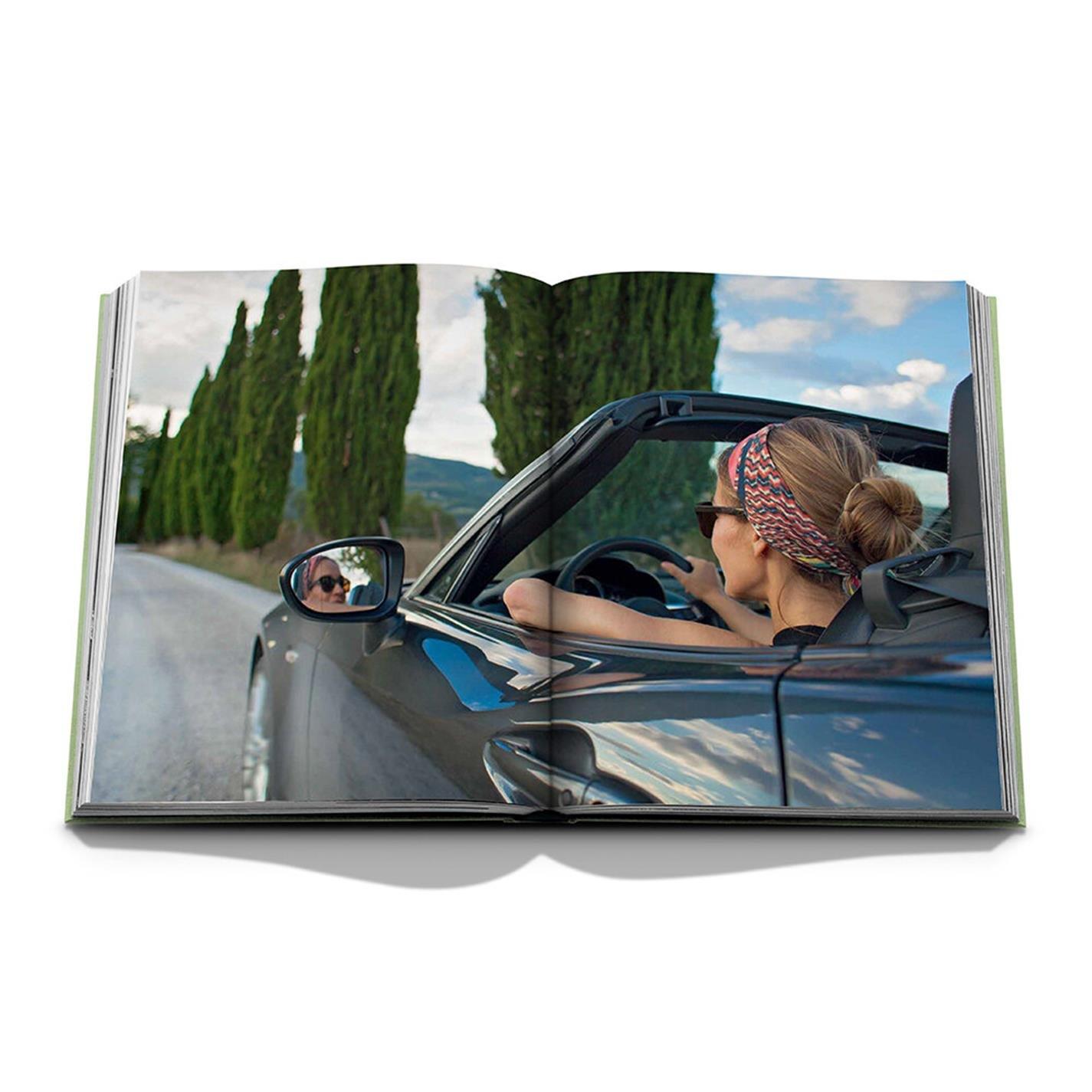 Green - Assouline - Tuscany Marvel Book - 4