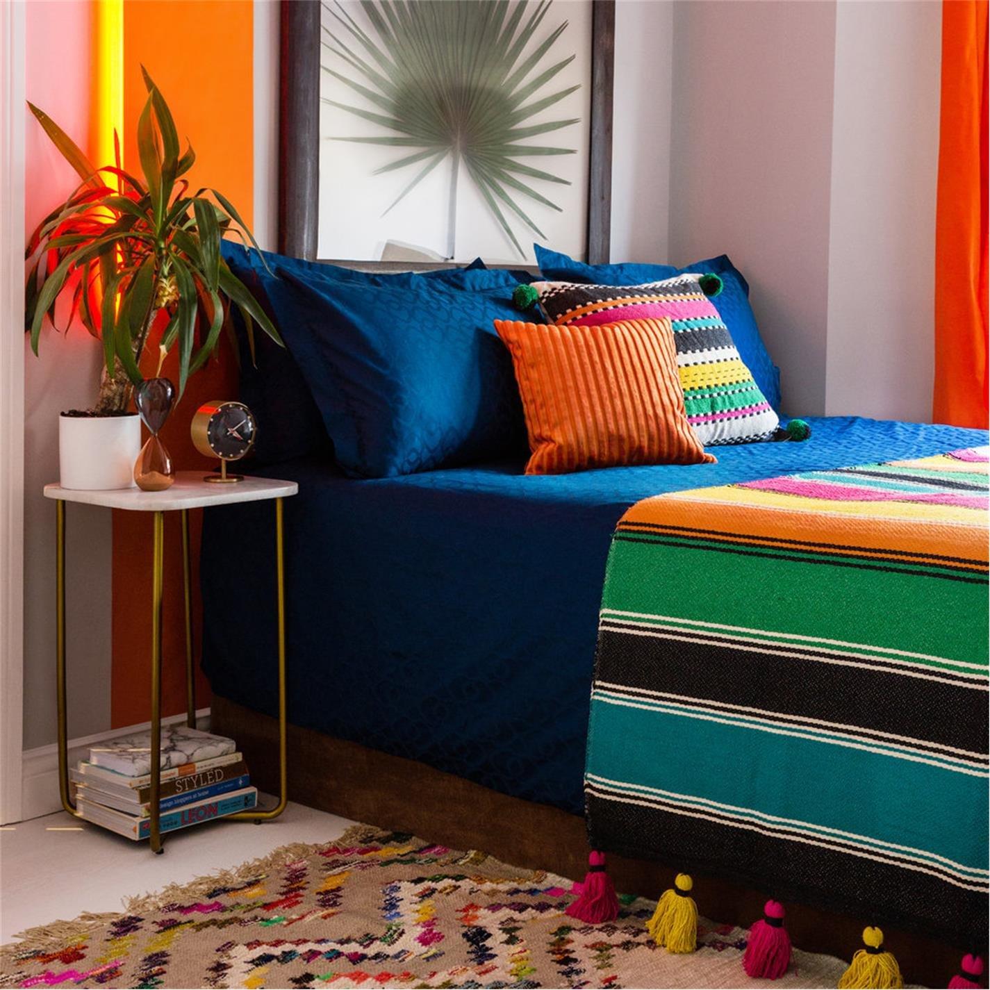 Gold White - Luxe - Cross Bottom Marble Table - 2