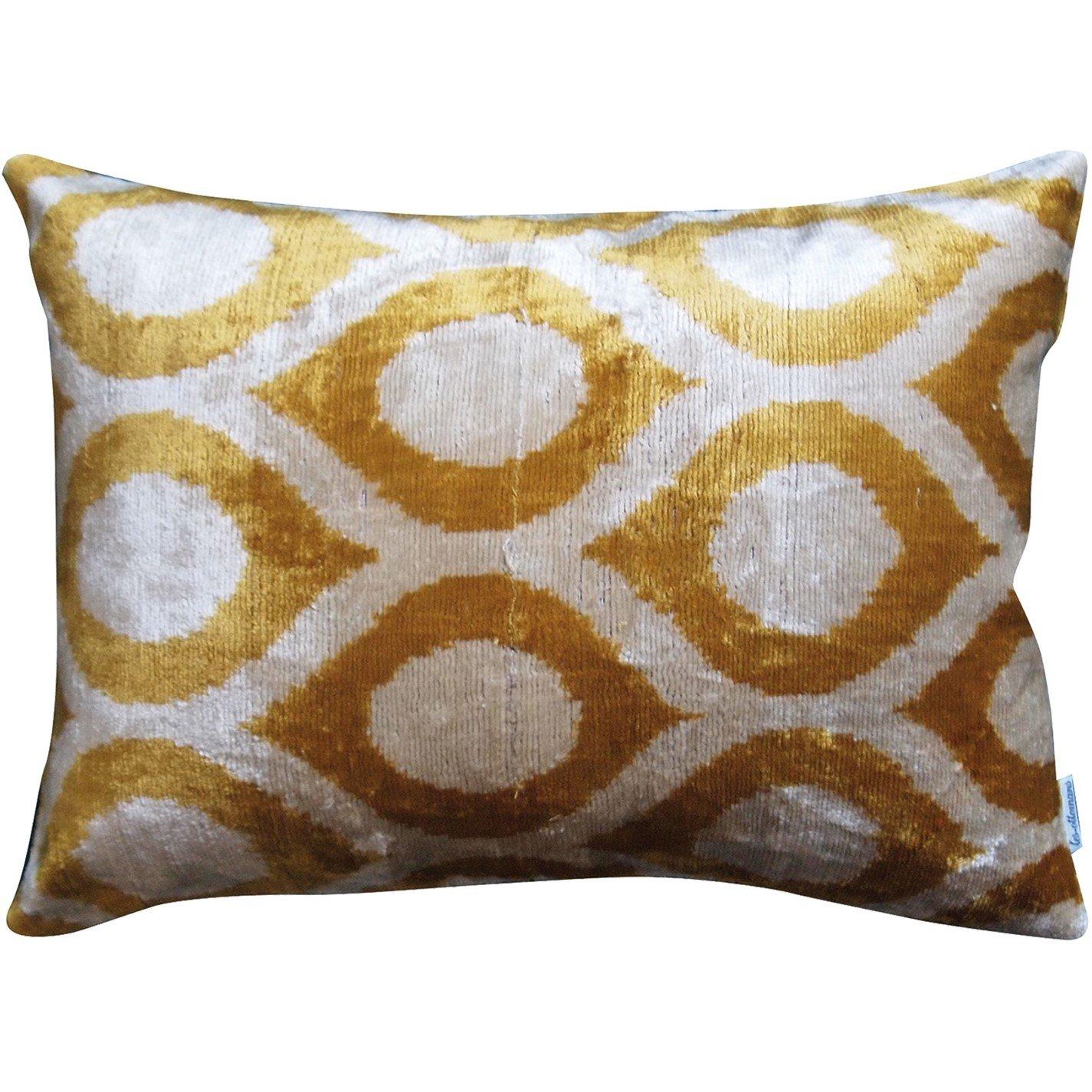 LesOttomans Velvet Cushion - 40x50cm