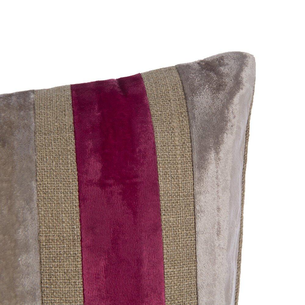 Fuchsia - William Yeoward - WilliamYeoward Reilly Cushion - 50x35cm - 4