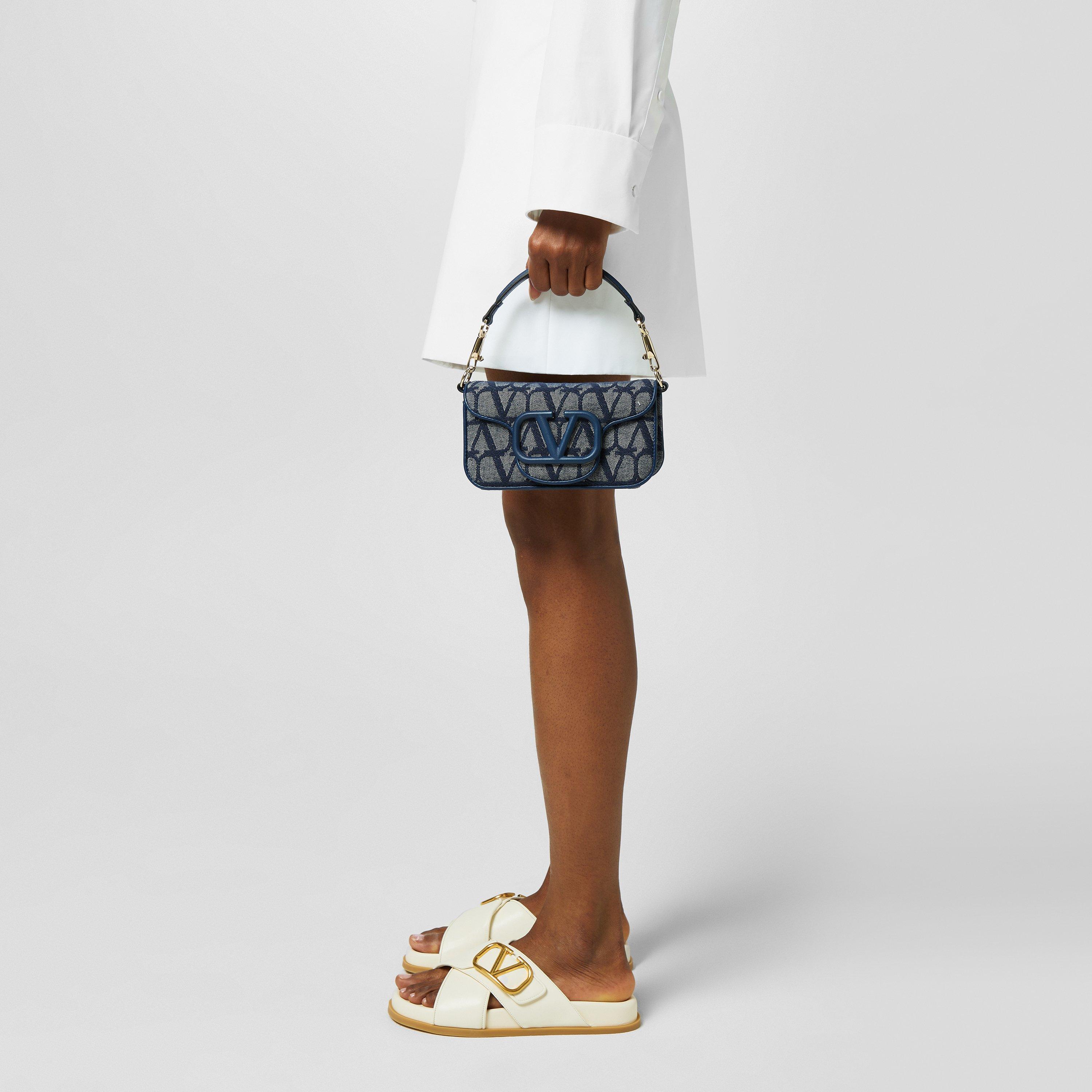 【VALENTINO】TOILE ICONOGRAPHE LOCO HANDBAG Small Valentino Garavani Locò Toile Iconographe Shoulder Bag