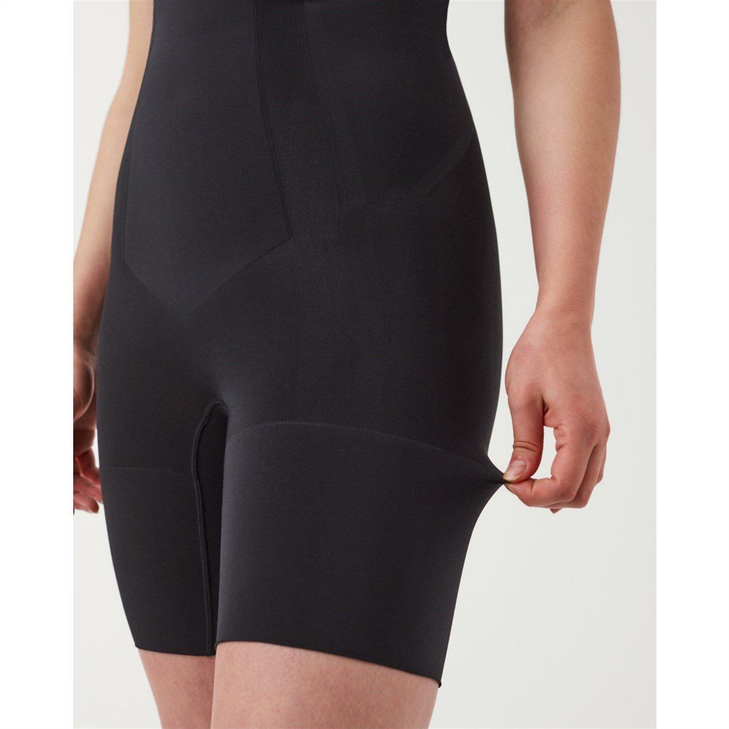 Very Black - Spanx - SPANXsculpt™ OnCore High-Waisted Mid-Thigh Short - 4