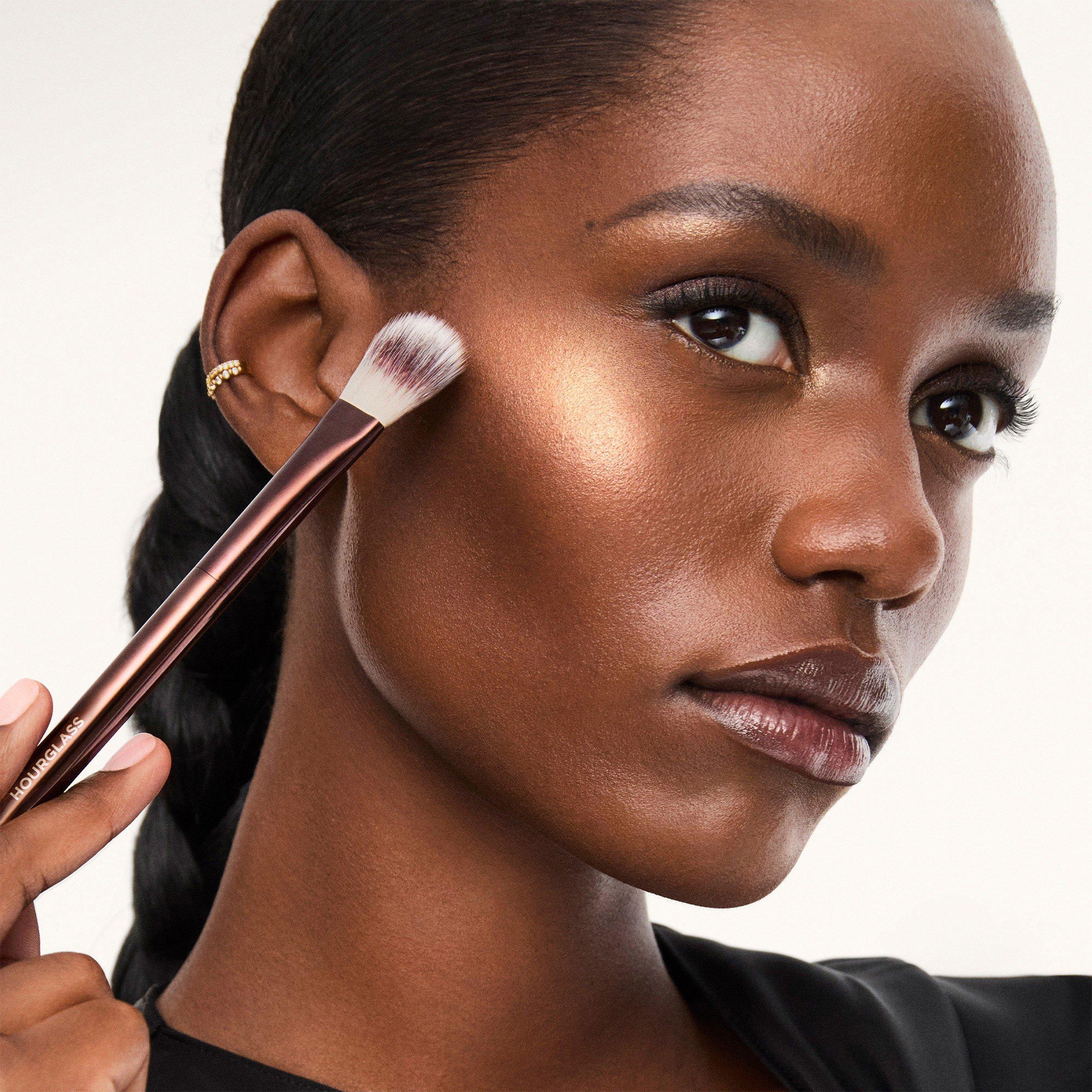 Not Applicable - Hourglass - No. 16 Highlighter Brush - 2