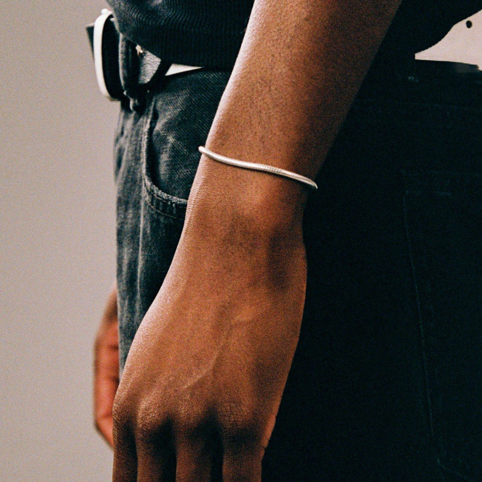 Silver - TWOJEYS - Men's Icon Clasp Chain Bracelet - 4