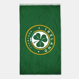 Castore Adults Crest Football Flag