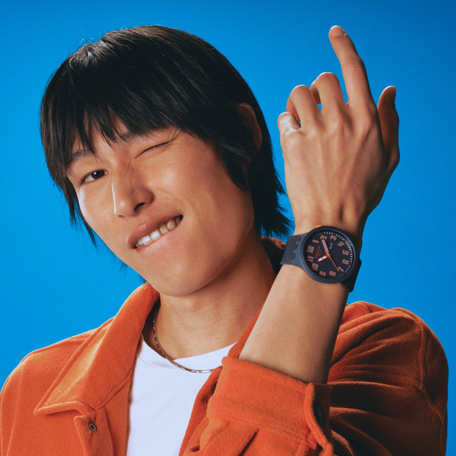 Blue - Swatch - Unisex Adults Confident 53 Analogue Quartz Watch - 2