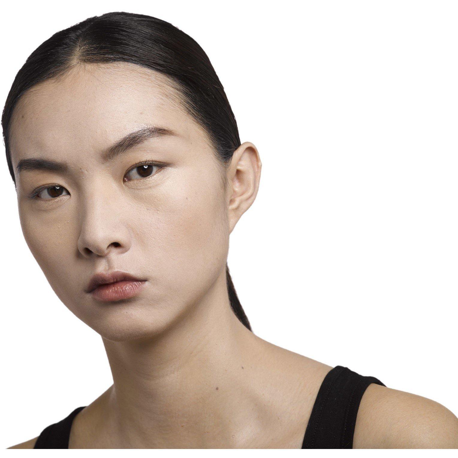  B05  - Yves Saint Laurent - All Hours Foundation - 2