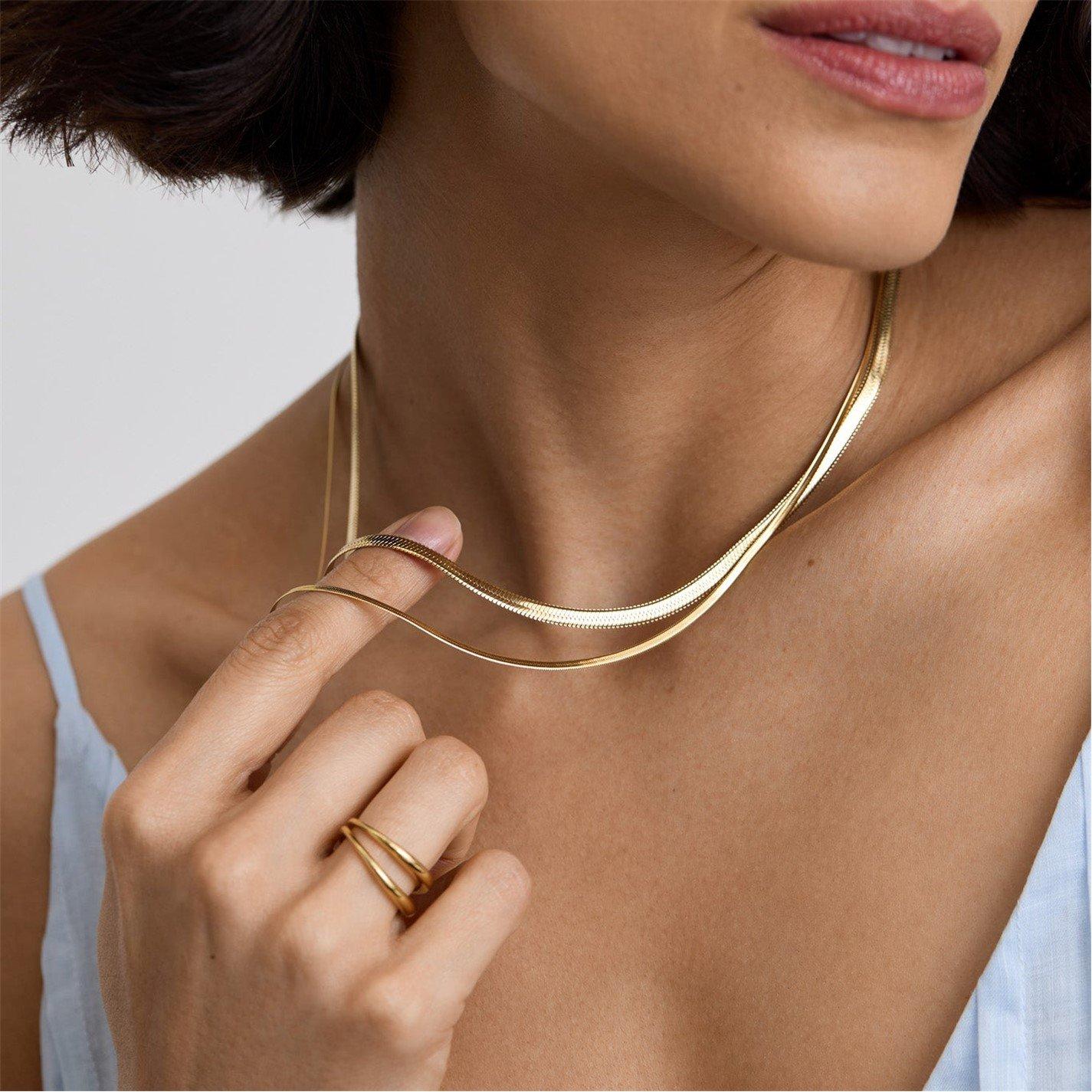 Gold - D.Louise - Women's Gold Herringbone Chain Necklace - 3