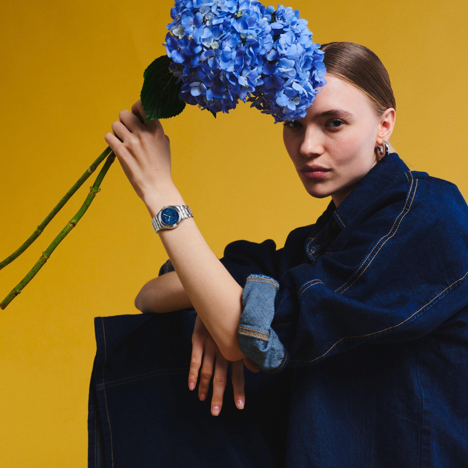 Blue - Swatch - Unisex Adults Petal Frenzy Analogue Quartz Watch - 2