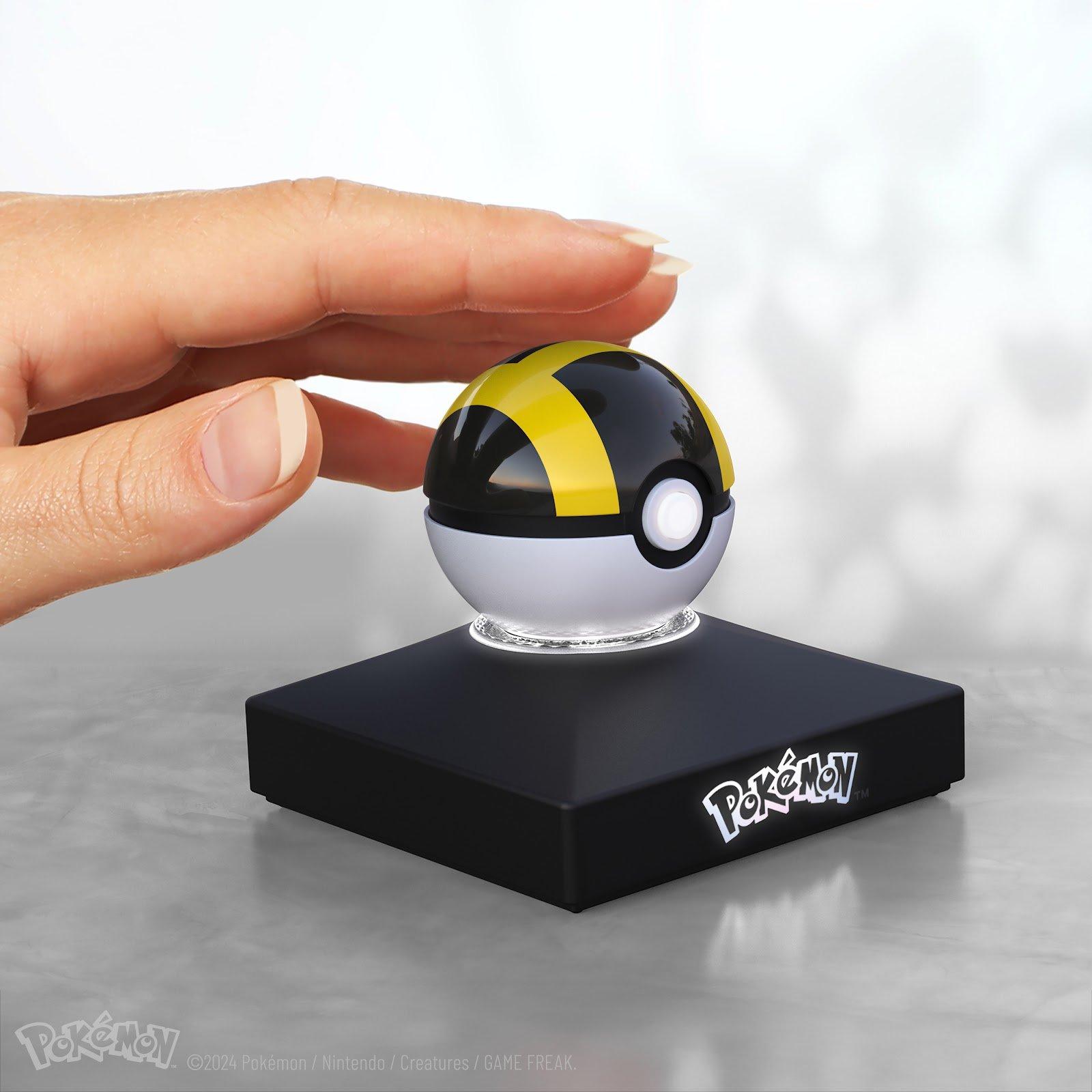 Ultra-Ball - Pokemon - Pokémon Die-Cast Mini Ultra Ball Replica - 2