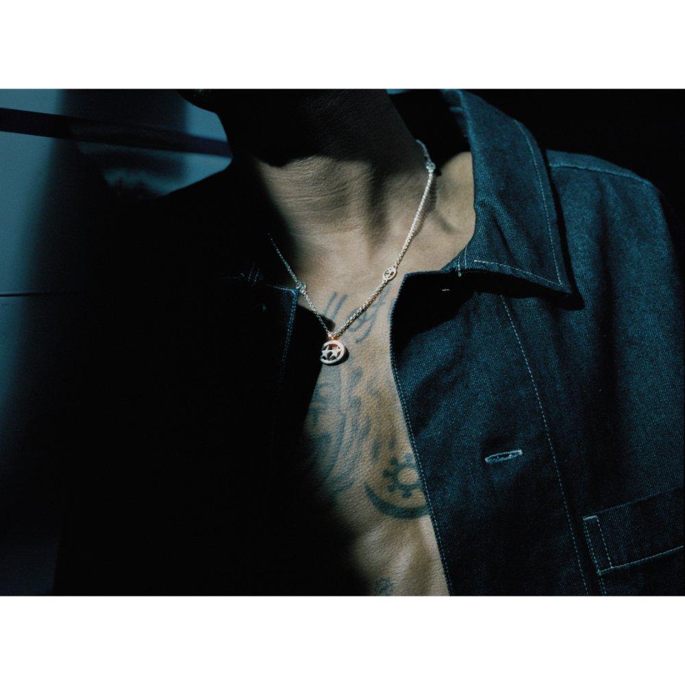 Silver - TWOJEYS - Unisex Adults Icon Superstar Chain Necklace - 3