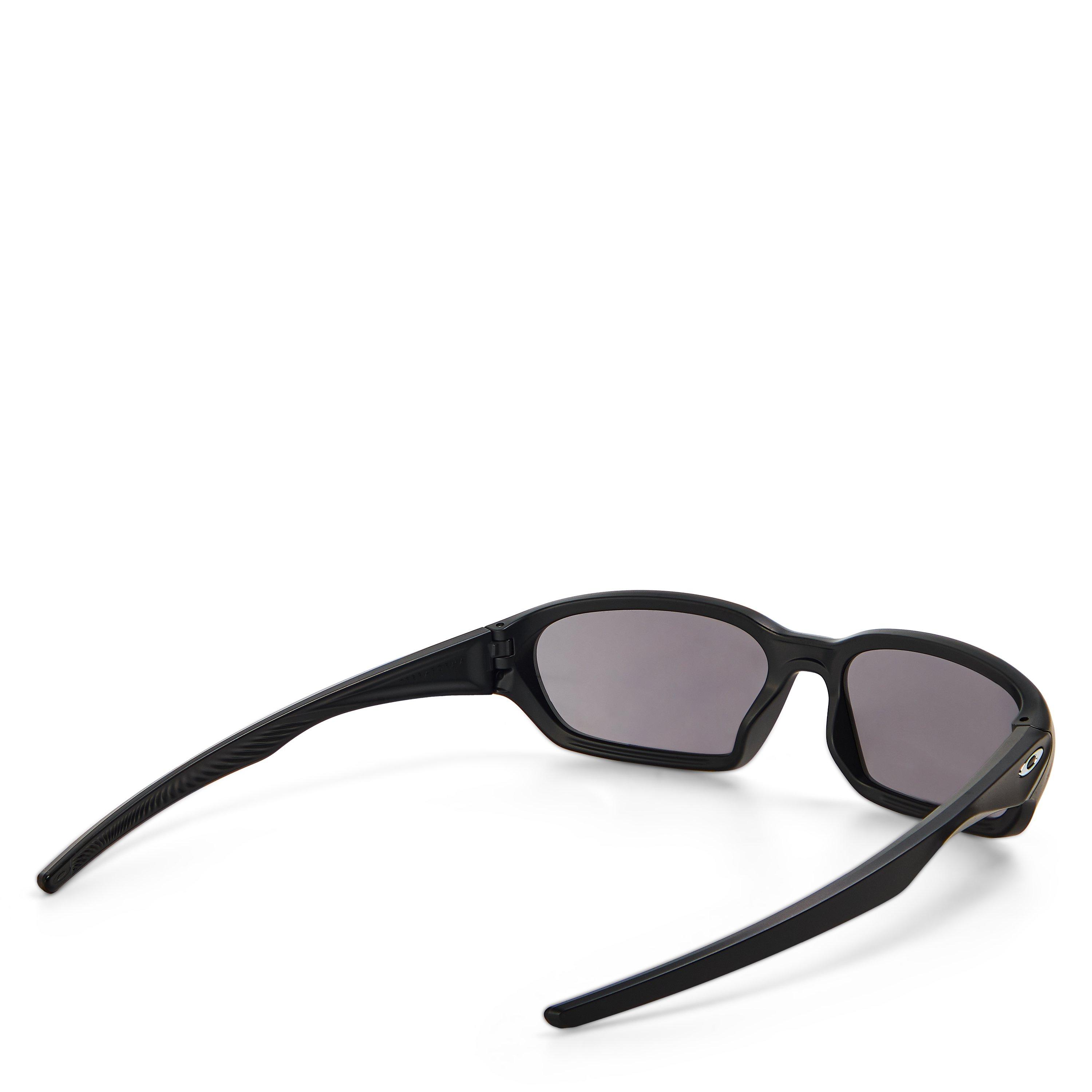 Matte Black - Oakley Sunglasses Lifestyle - Oakley  Terraforma Sn63 - 2