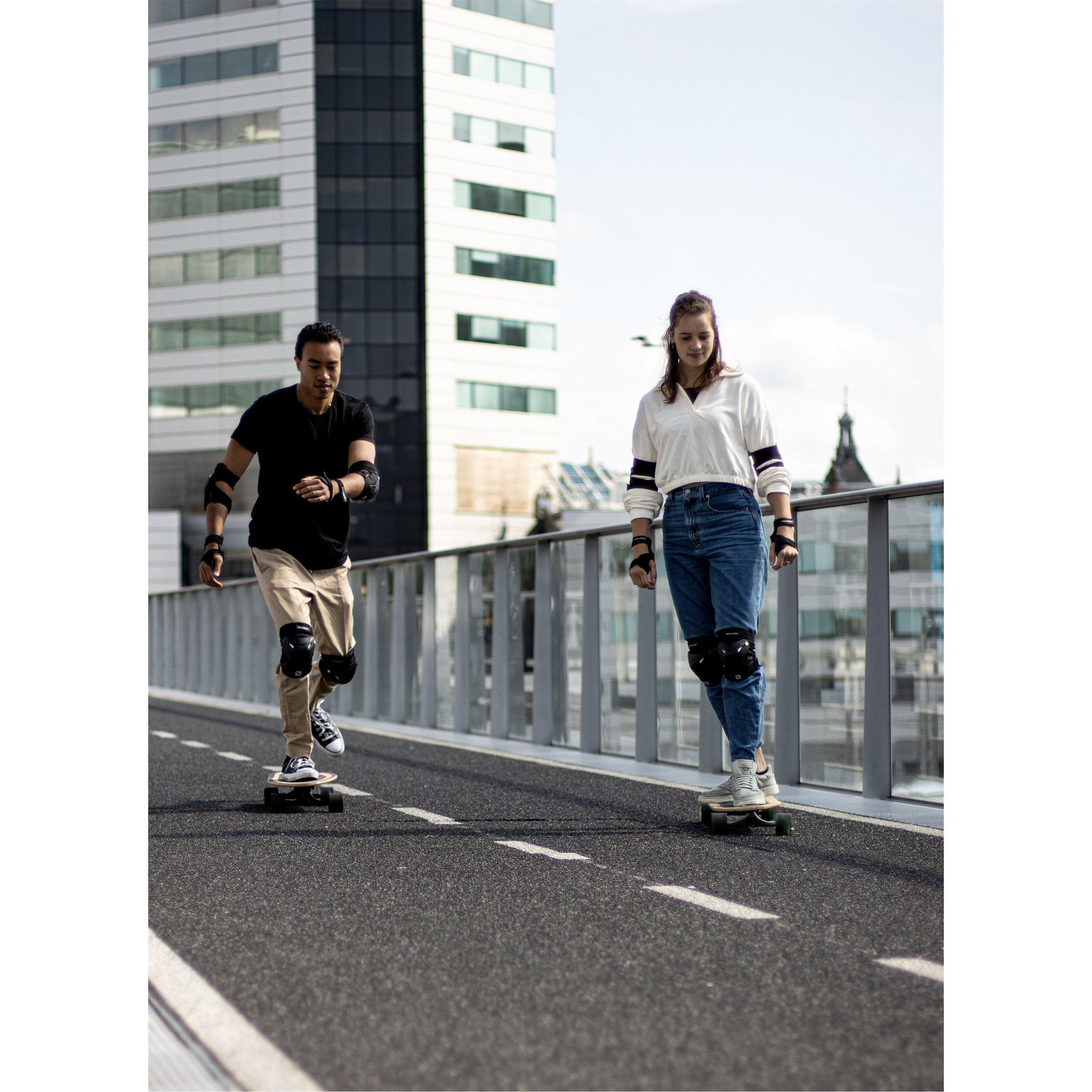 Red/Black - Nijdam - Cruiser Longboard Wicker Weaver 32 - 5