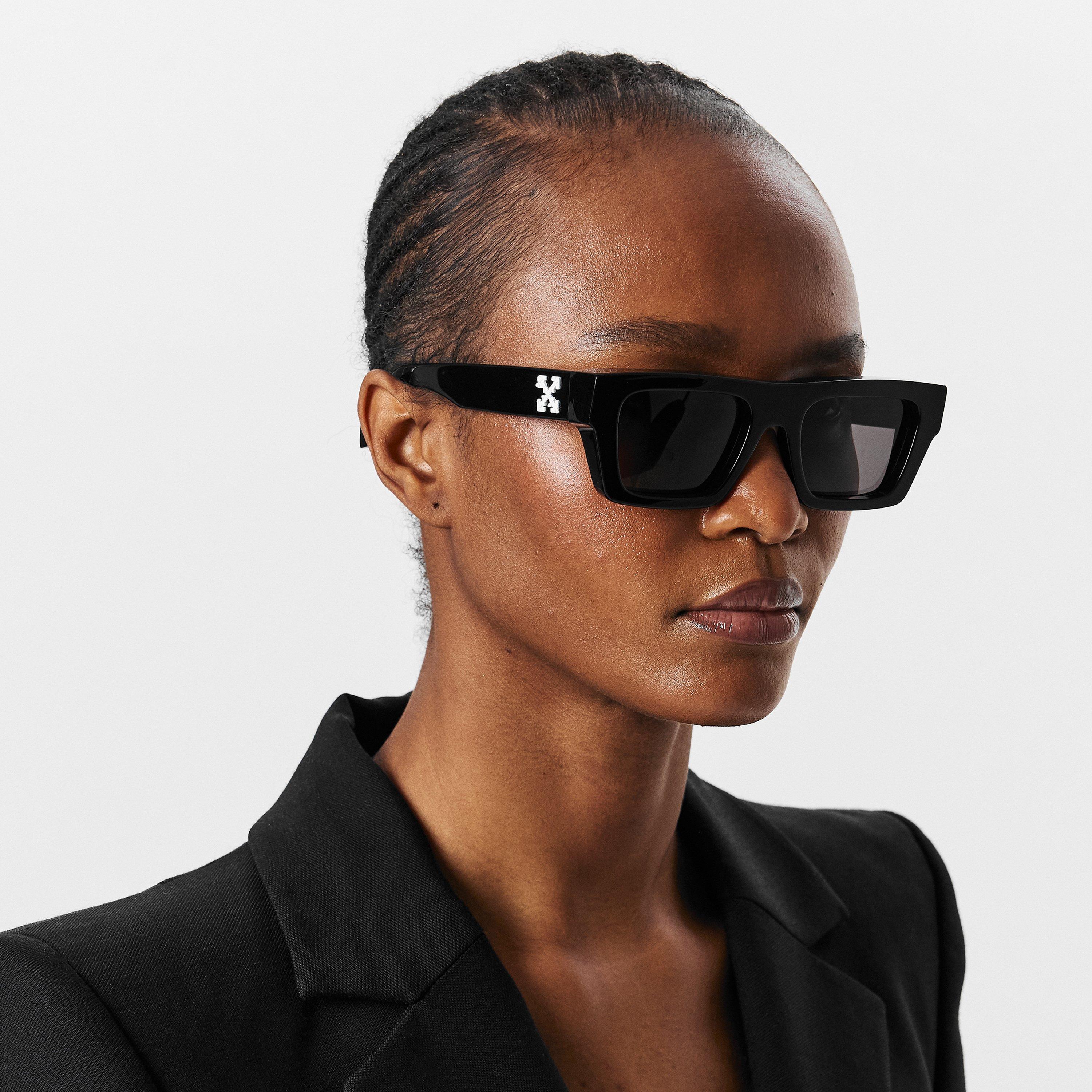 Black/Grey - Off White - Unisex  Oregon 53 Square Sunglasses - 3