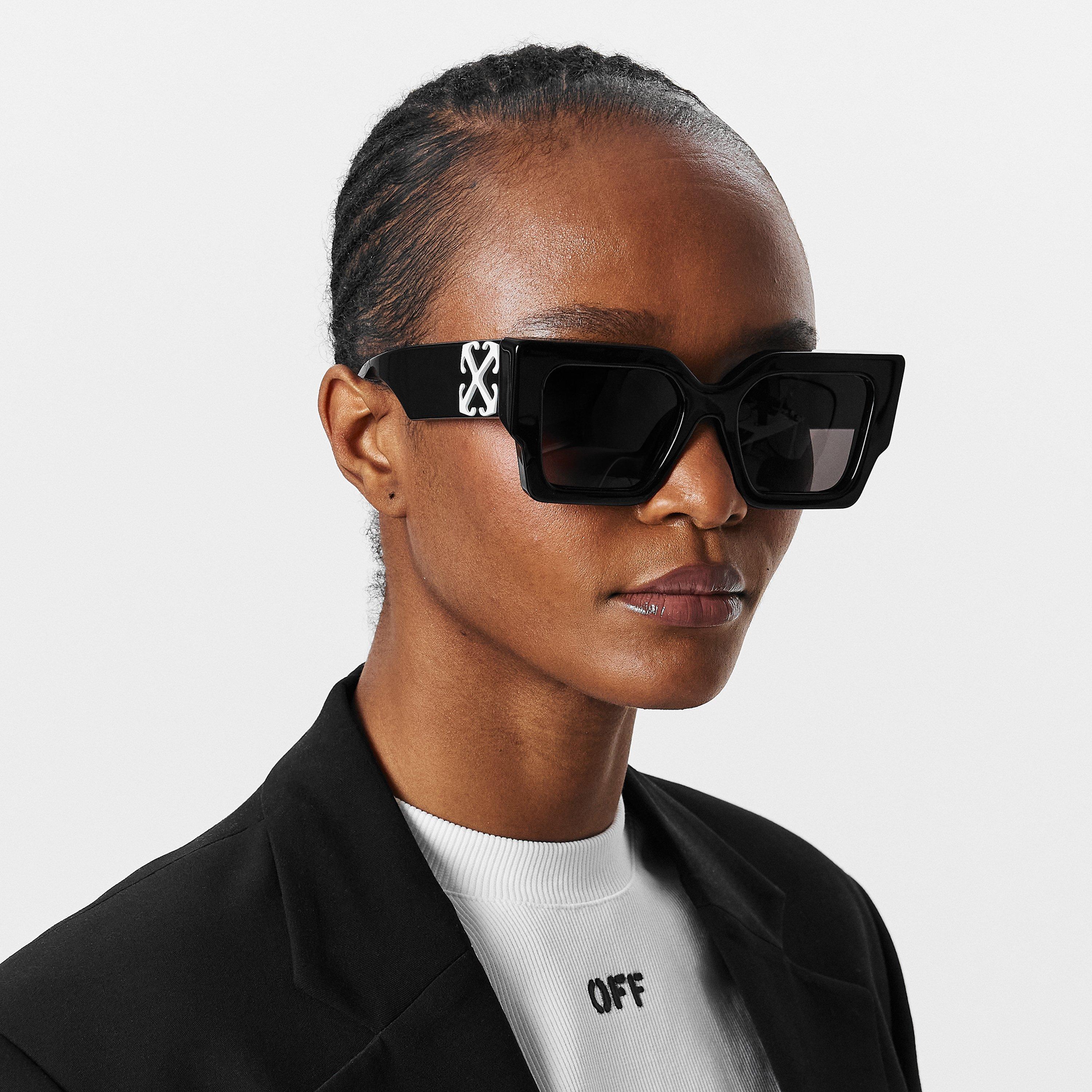 Black/Grey - Off White - Unisex Manchester Sun 53 Square Sunglasses - 3